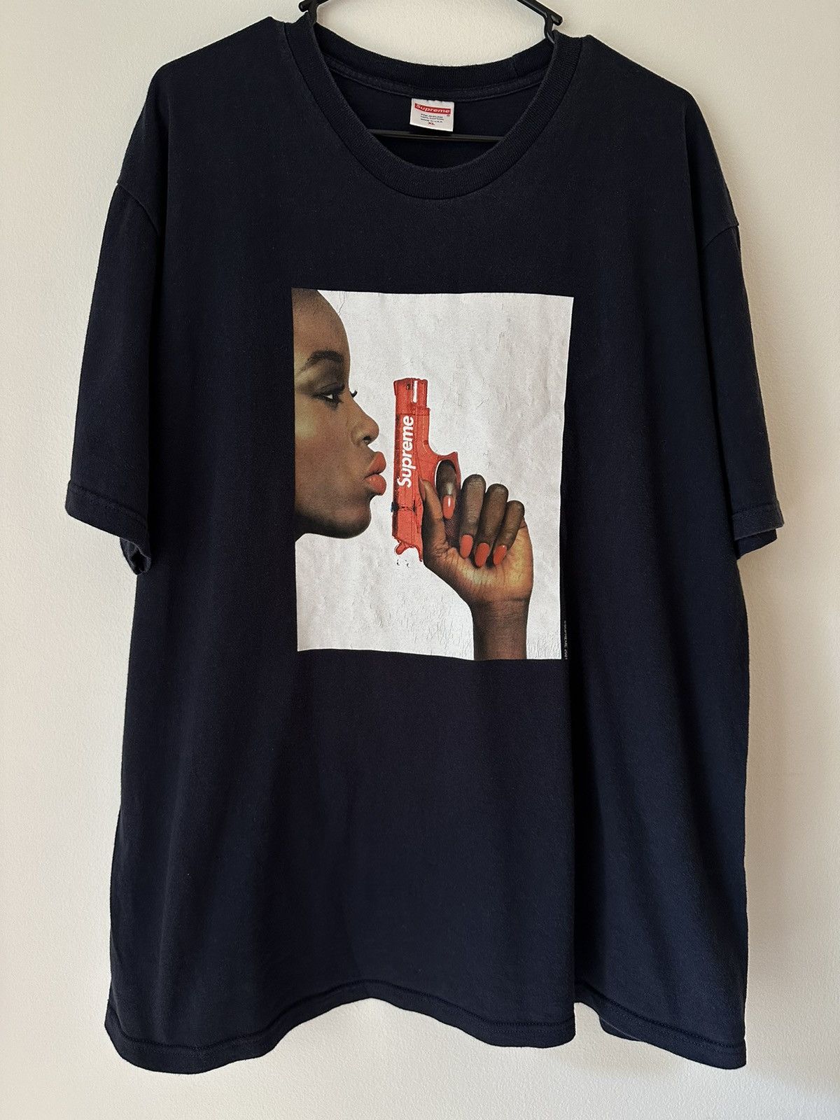 Supreme Supreme Water Pistol Tee Size US XL / EU 56 / 4 - 1 Thumbnail
