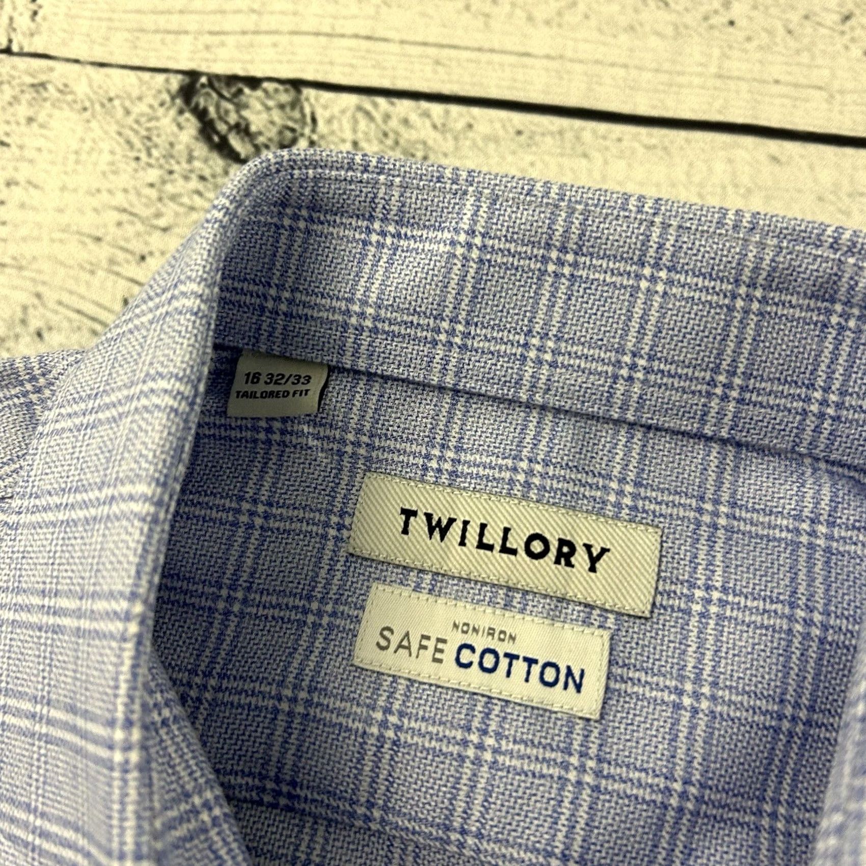 Vintage Twillory Non Iron Tailored Long Sleeve Button Front Shirt Mens 16 Blue Size US L / EU 52-54 / 3 - 2 Thumbnail