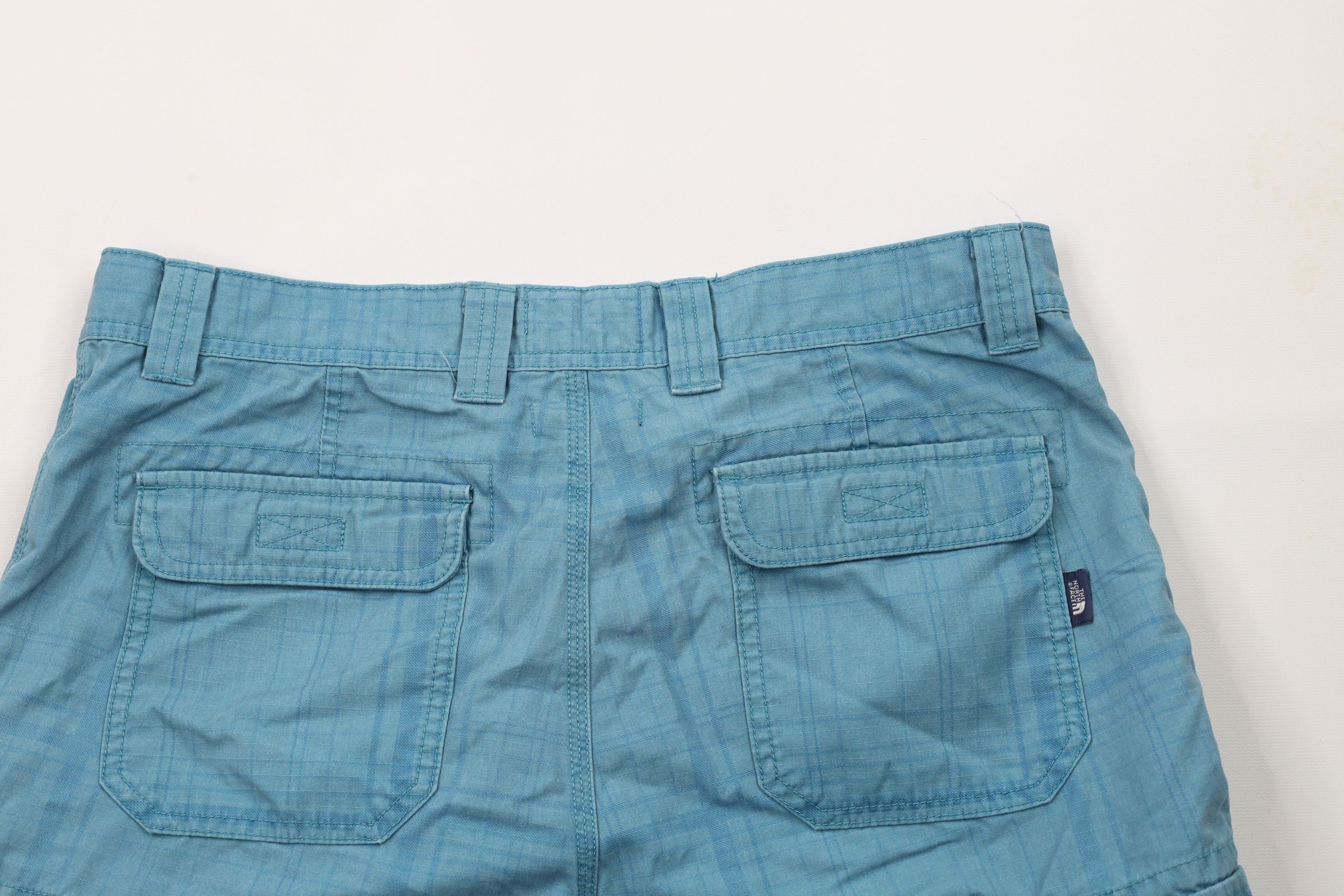The North Face × Vintage Vintage The North Face Spell Out Cargo Shorts Blue Plaid Size US 34 / EU 50 - 9 Thumbnail