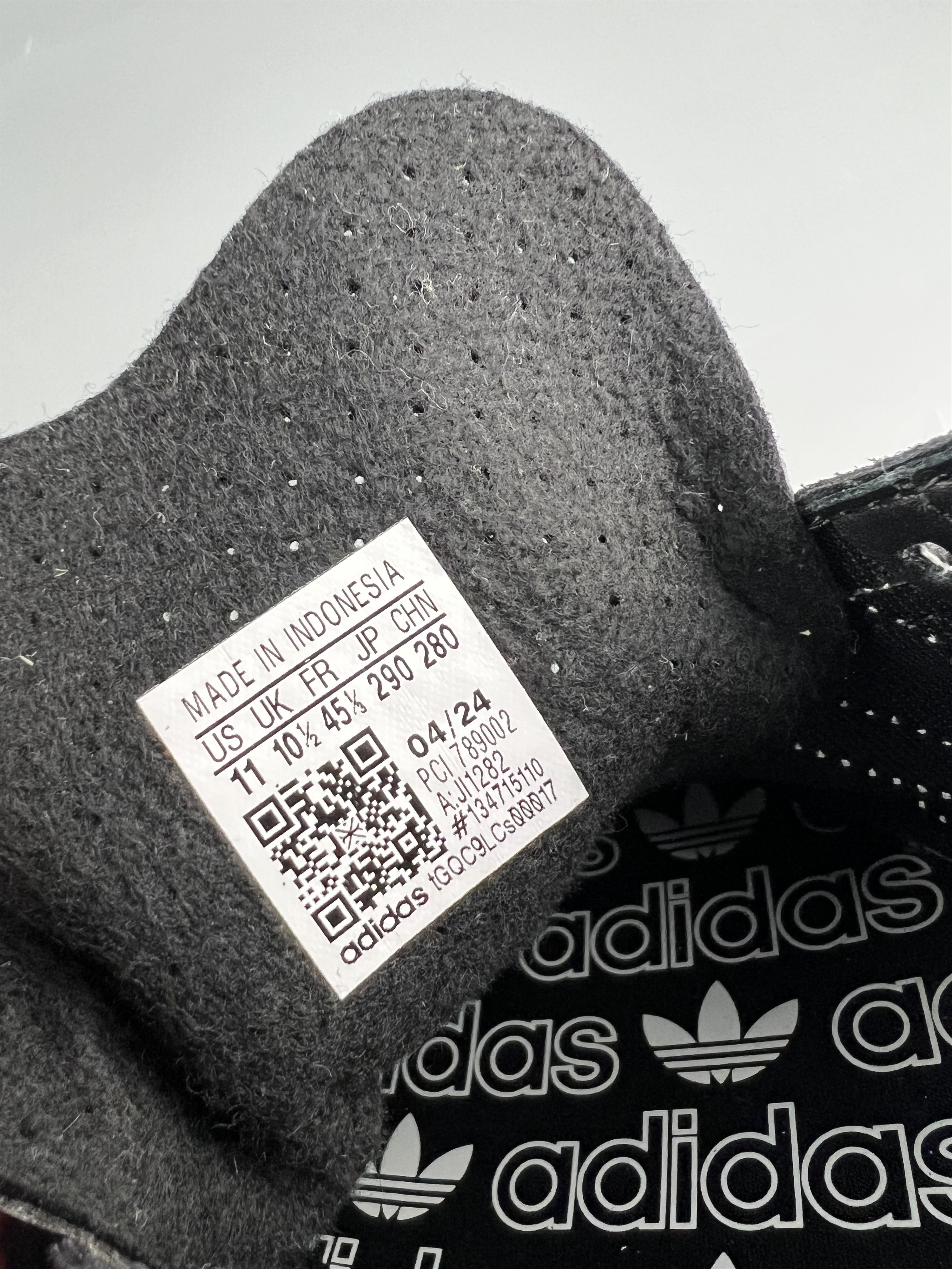 Adidas Adidas SL72 RS Men's Casual Sneakers US11 Size US 11 / EU 44 - 7 Thumbnail