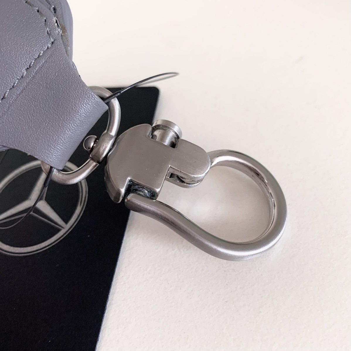 Mercedes-Benz Mercedes Benz Italian leather Size ONE SIZE - 3 Thumbnail