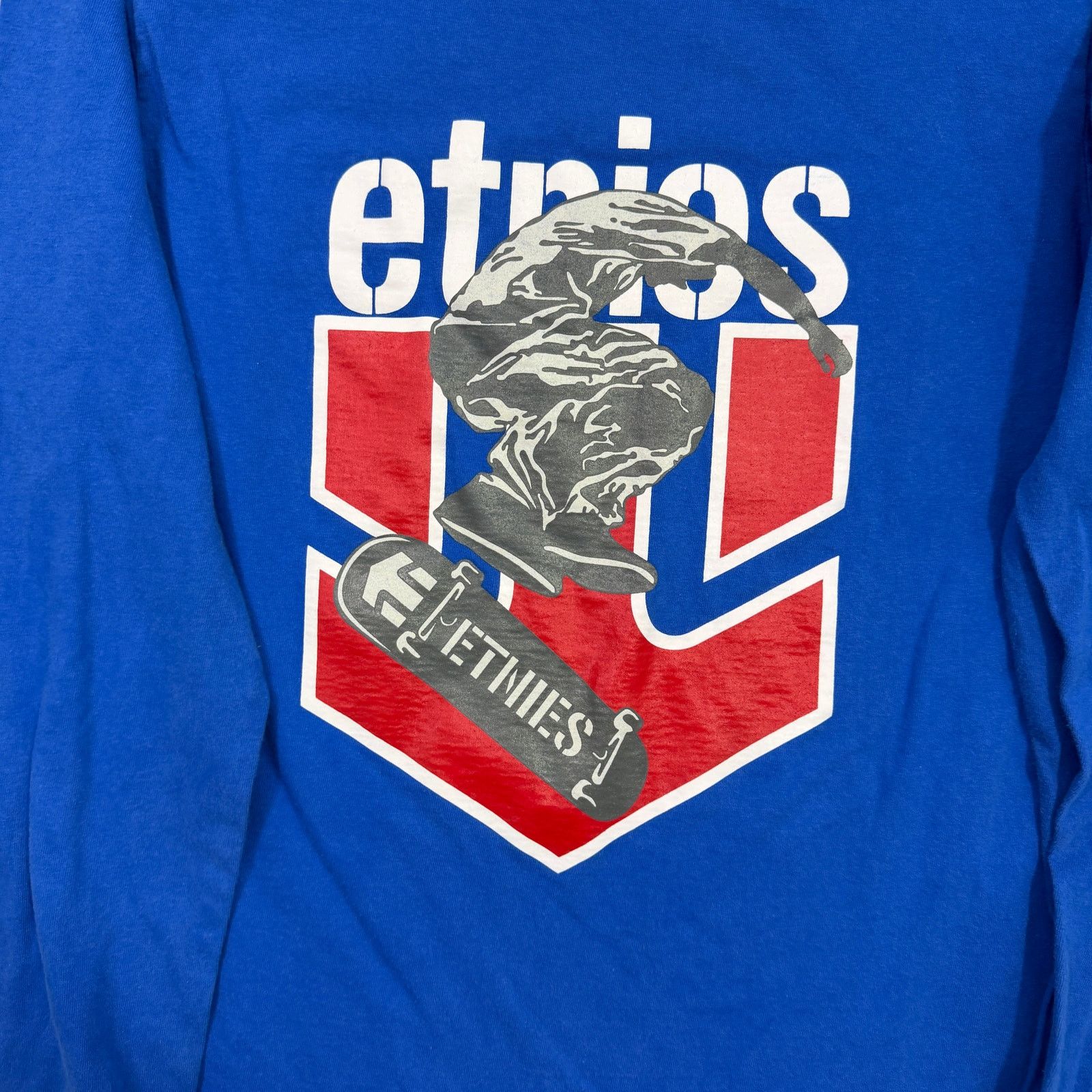 Etnies Vintage Etnies Skateboarding Shirt Large Blue Long Sleeve Size US L / EU 52-54 / 3 - 3 Thumbnail