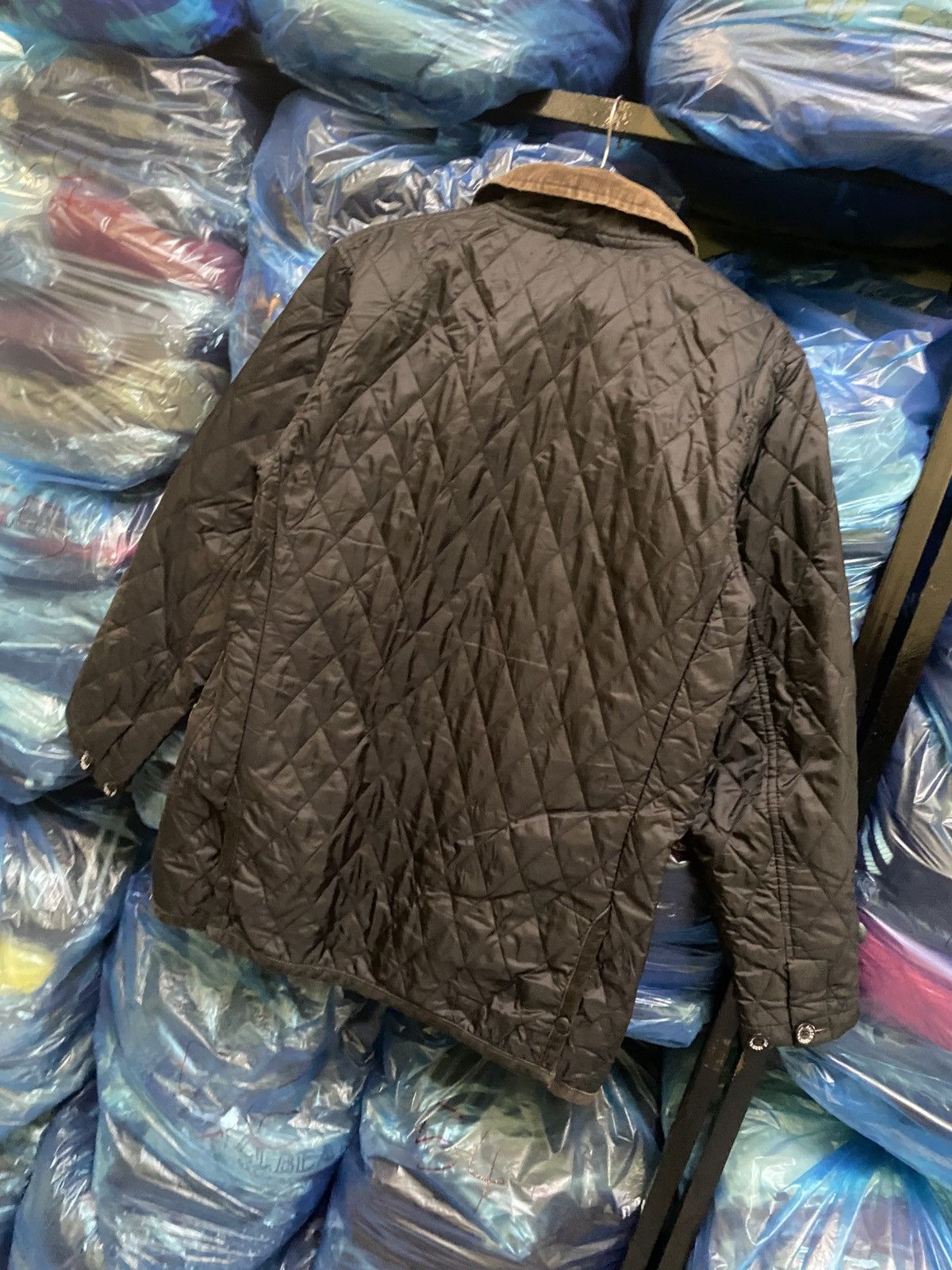 Eddie Bauer Black Quilted Barn Jacket Corduroy Collar
