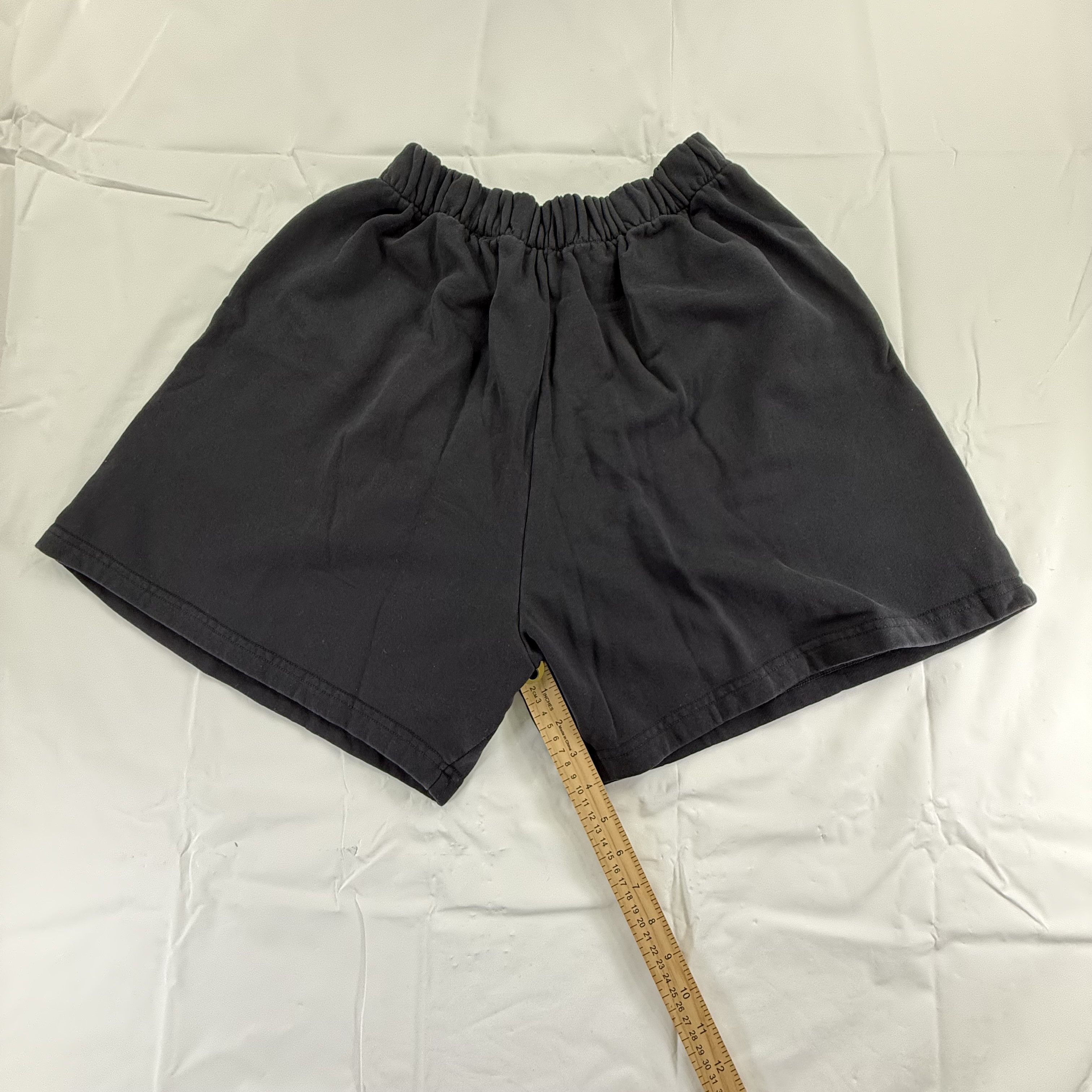 Vlone Vlone Red Skully Shorts Flame Skull Graphic Mens XL NEW Size US 40 / EU 56 - 9 Thumbnail