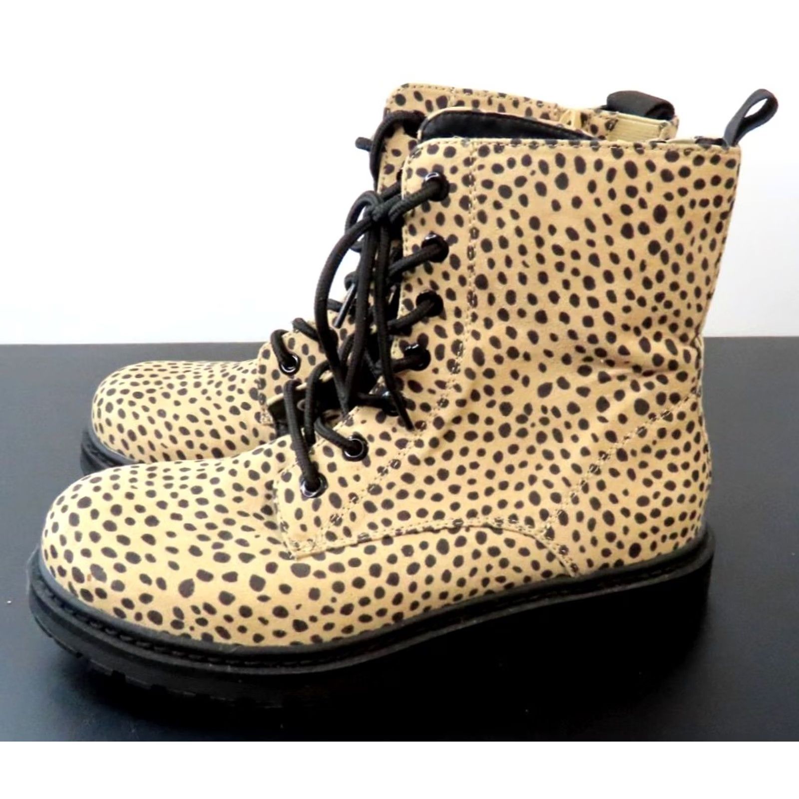 Torrid Torrid Stevie Women's 10W Lace-Up Combat Boots Faux Leather Leopard Zipper Ivory Animal Print Block Heel Rubber Ankle Shoes Size US 10 / IT 40 - 4 Thumbnail