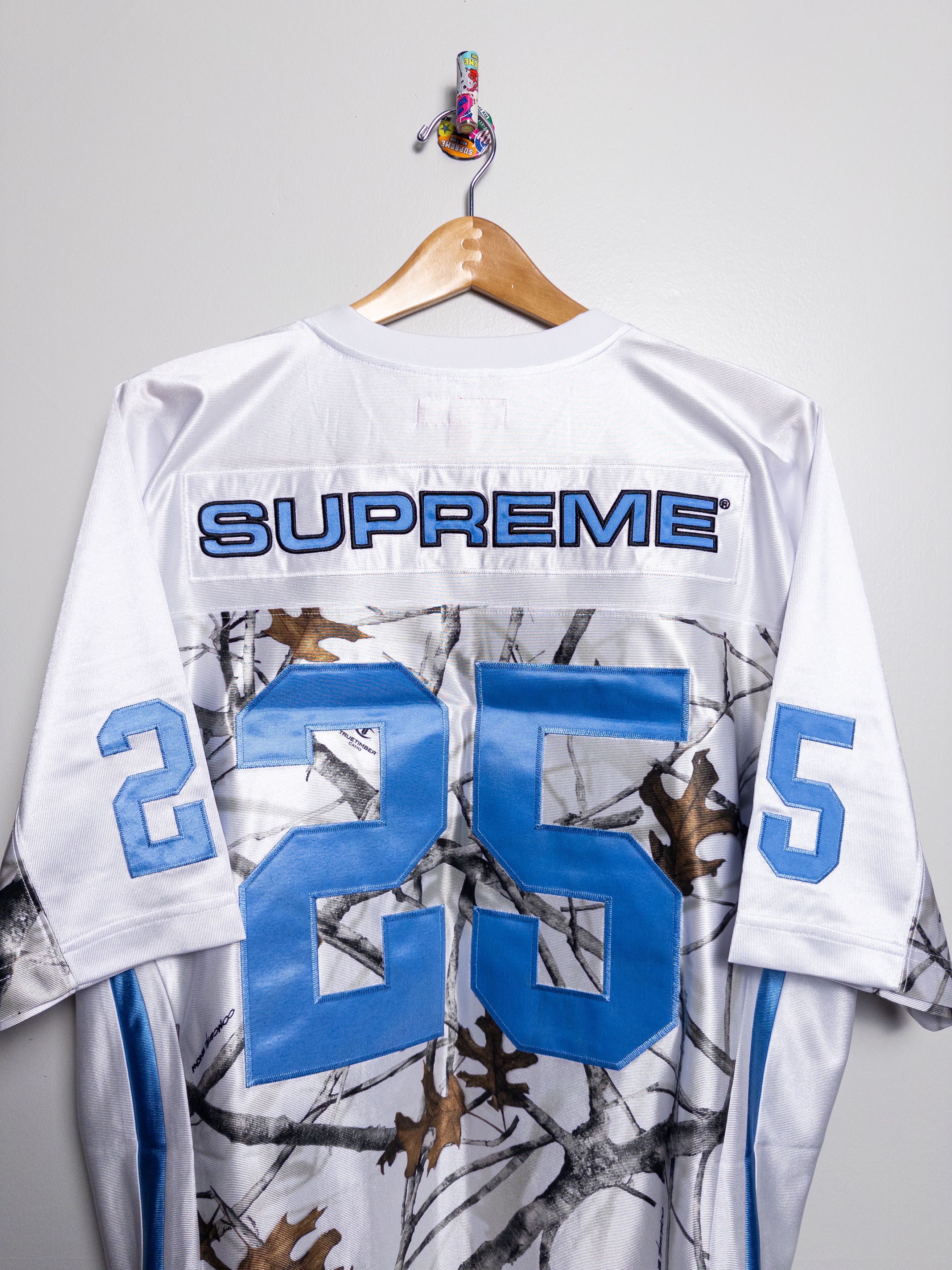 Supreme BREAST CANCER AWARENESS FOOTBALL JERSEY Size US M / EU 48-50 / 2 - 6 Thumbnail