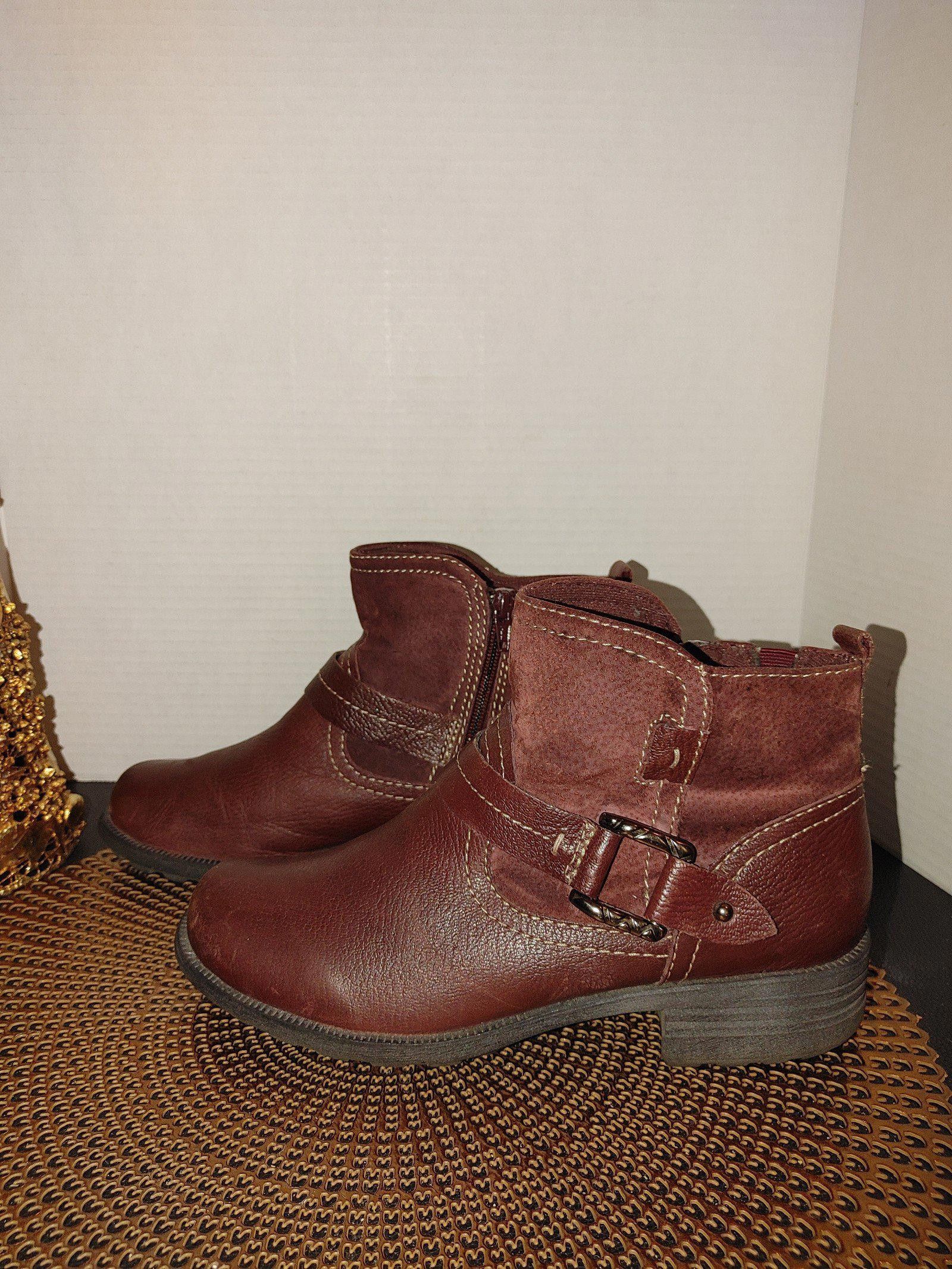 Designer Earth Origins Paris Leather Boots Size 9M Size US 9 / IT 39 - 1 Thumbnail