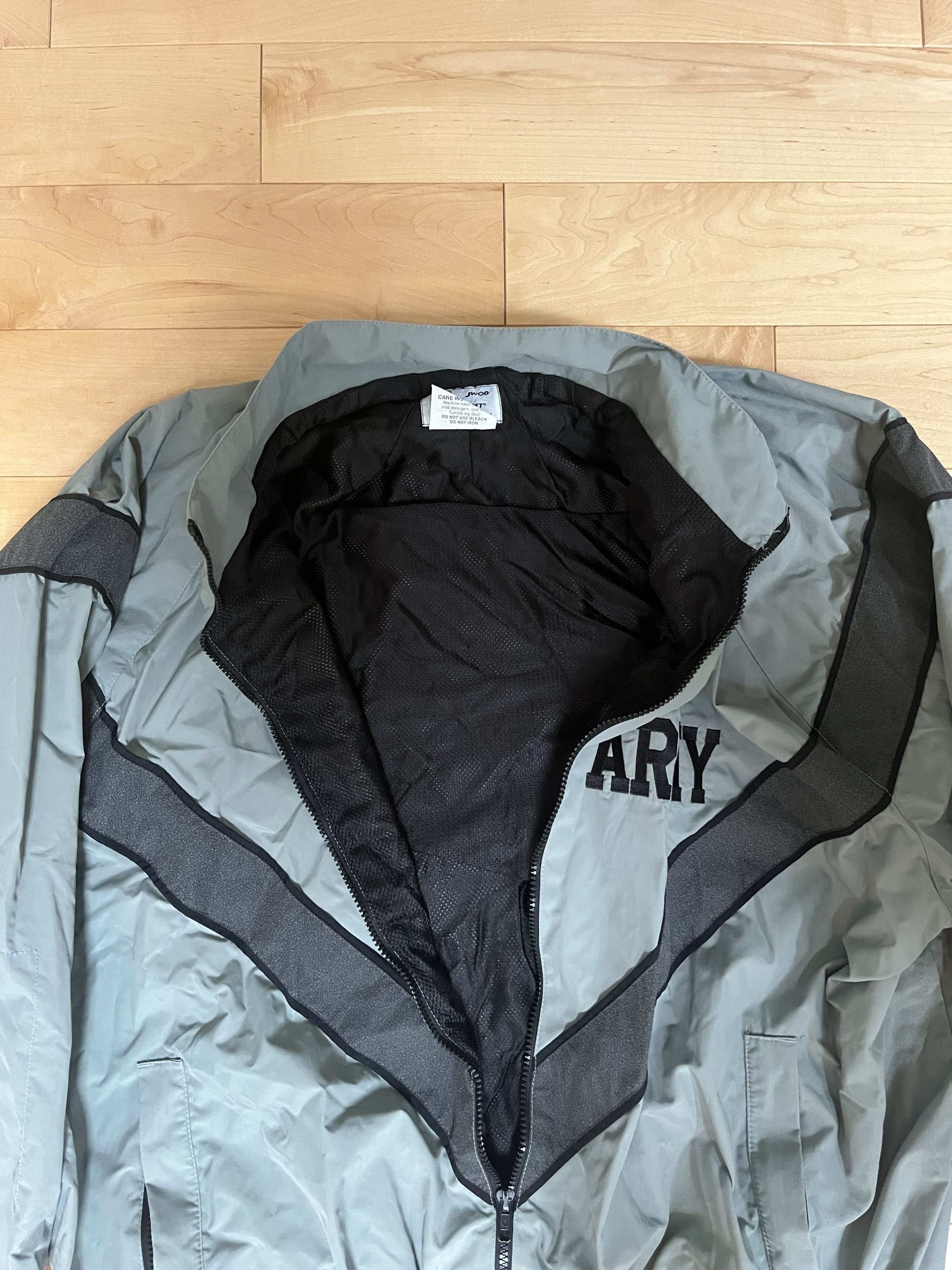 Vintage US Army Windbreaker Size US XXL / EU 58 / 5 - 2 Thumbnail