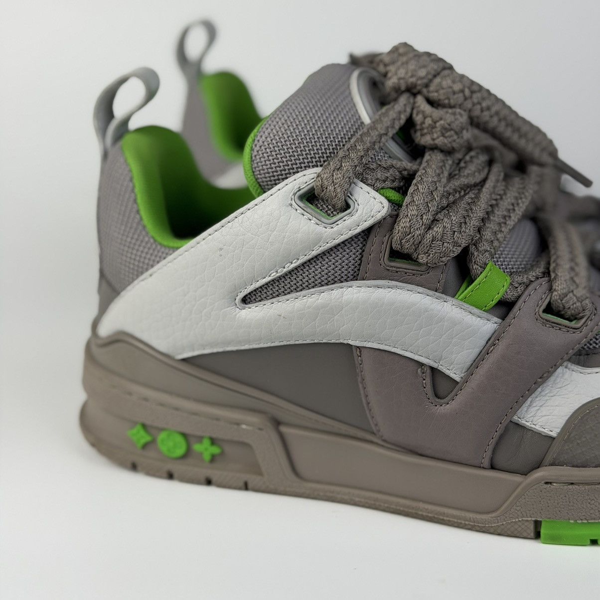 Louis Vuitton Louis Vuitton Skate Grey Green Size US 7.5 / EU 40-41 - 2 Thumbnail