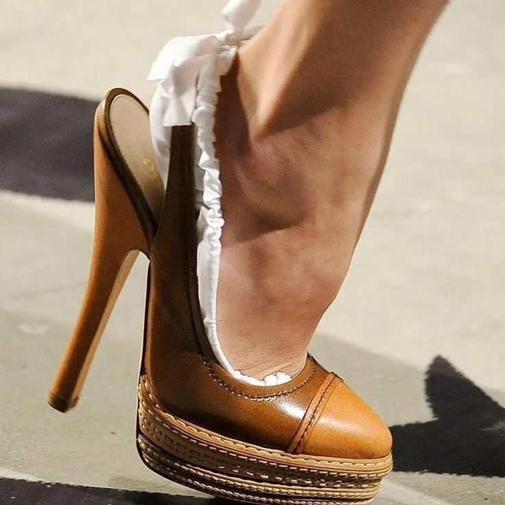 Prada Prada heels SS 2009 Size US 7 / IT 37 - 1 Thumbnail
