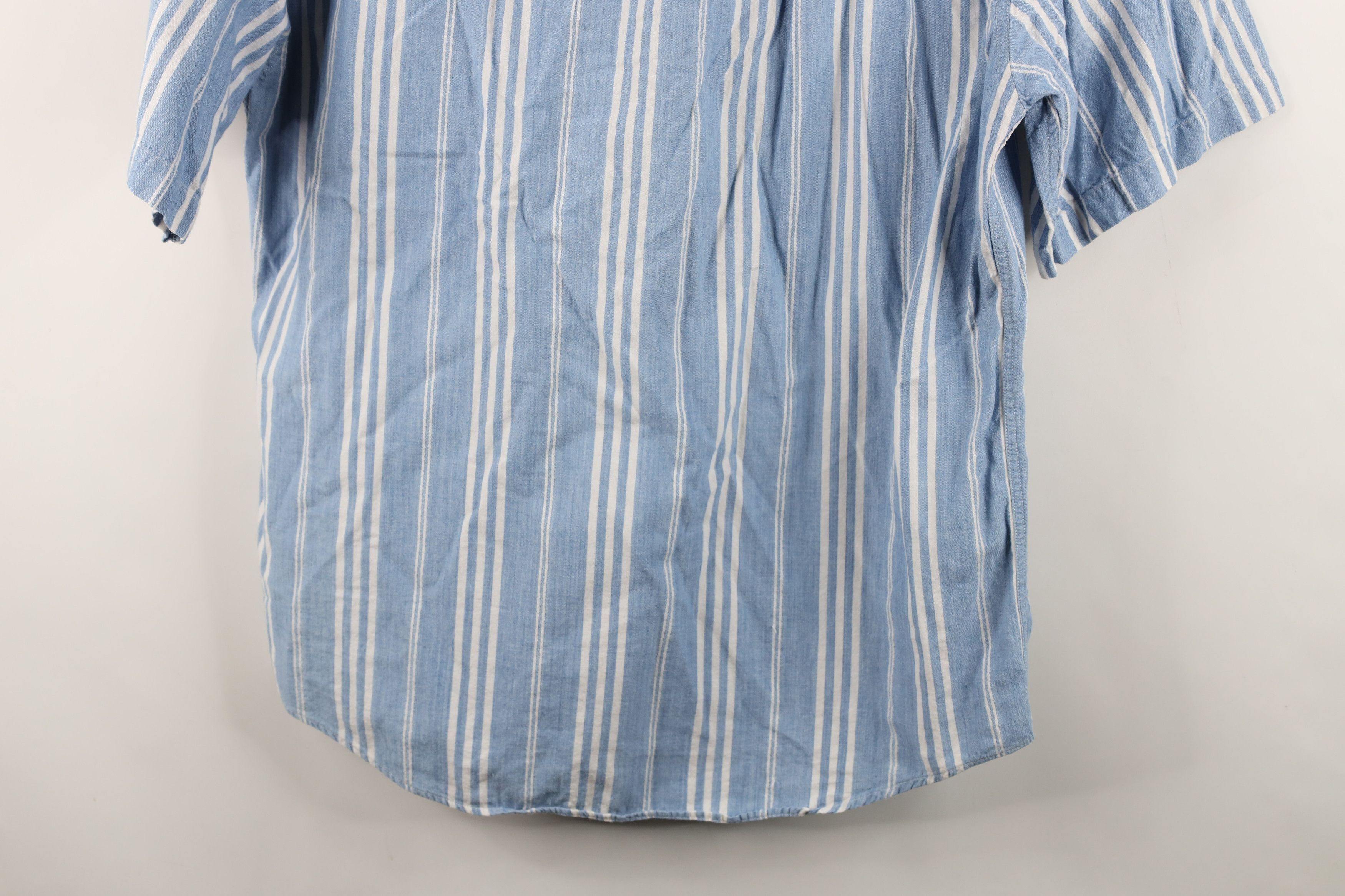Vintage Vintage 90s Streetwear Baggy Short Sleeve Button Shirt Size US M / EU 48-50 / 2 - 12 Thumbnail