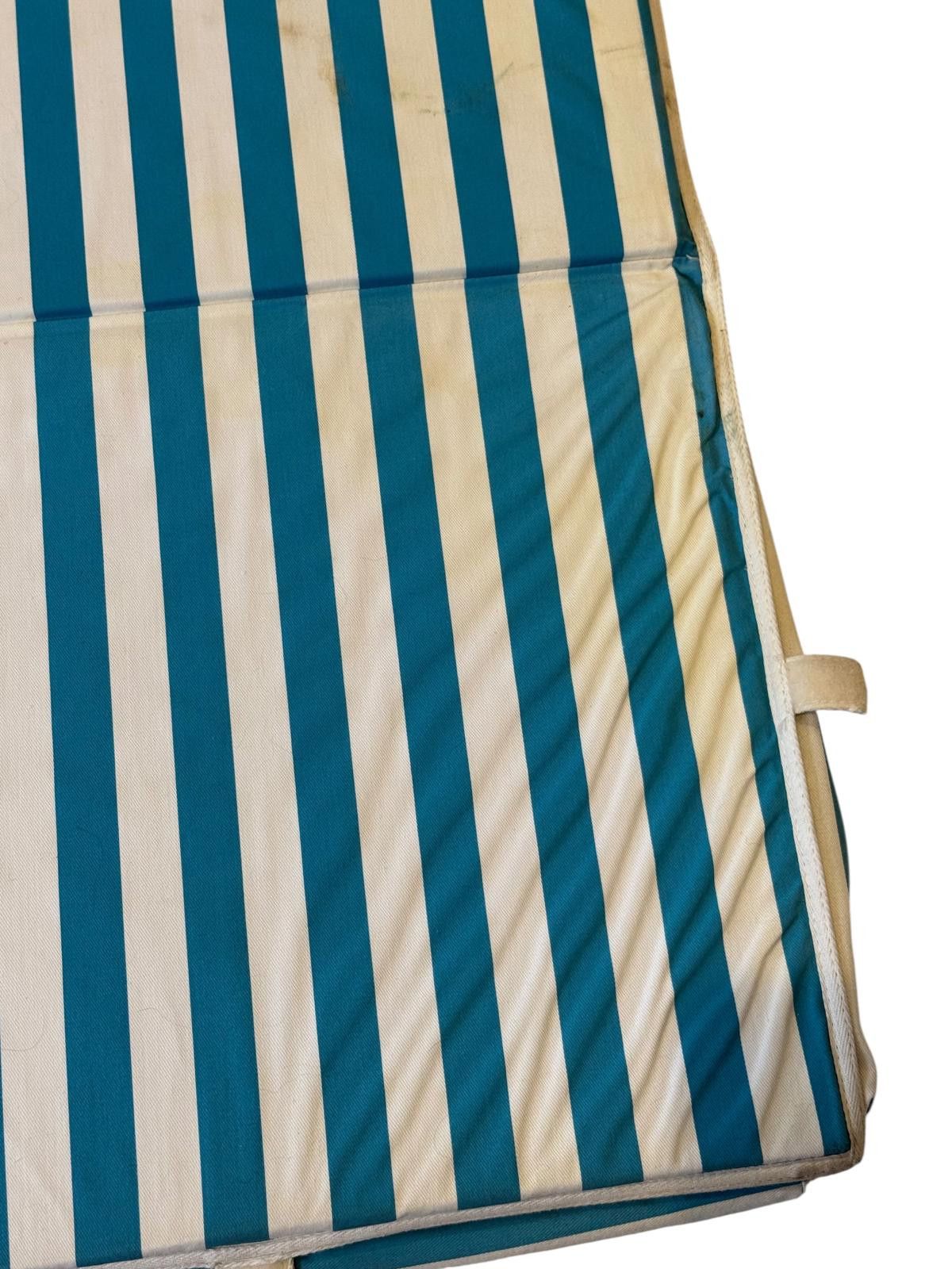 Ocean Pacific Vintage Only One OP Sun Seeker Club Foldable Beach Mat Size ONE SIZE - 7 Thumbnail