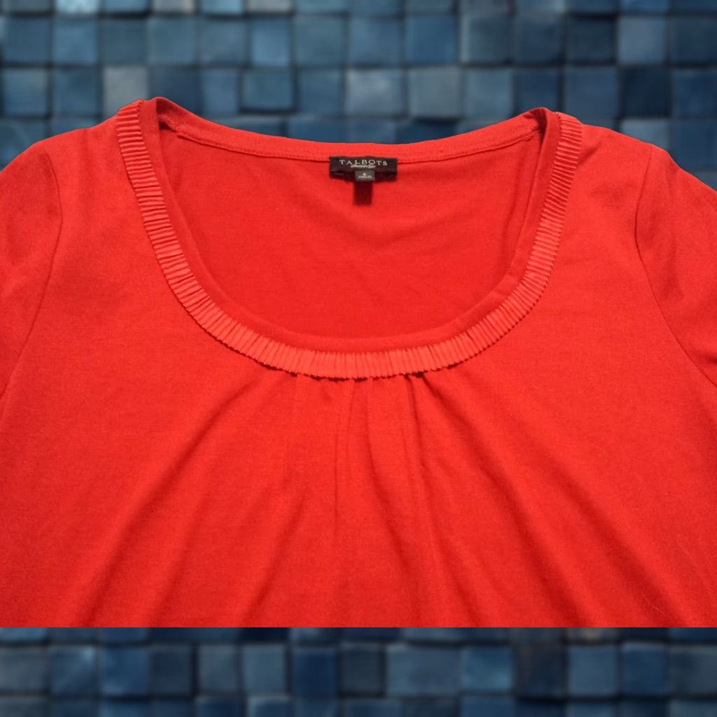Talbots Talbots Women’s Small Shirt Long Sleeve Solid Red Scoop Neck Pullover Rayon Size S / US 4 / IT 40 - 1 Thumbnail