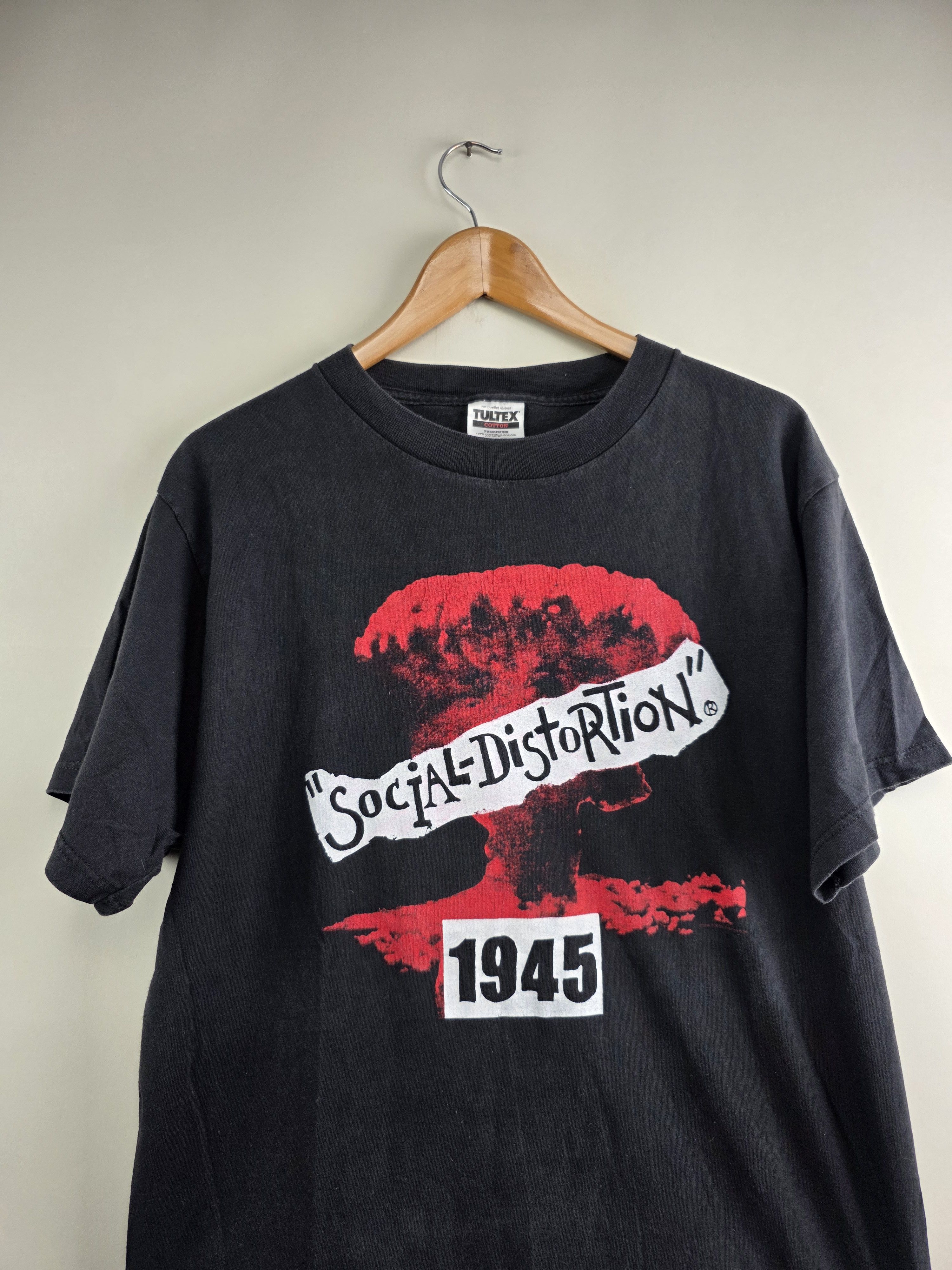 Band Tees × Vintage 1996 Social Distortion 1945 Hiroshima Atomic bomb L Size US L / EU 52-54 / 3 - 2 Thumbnail