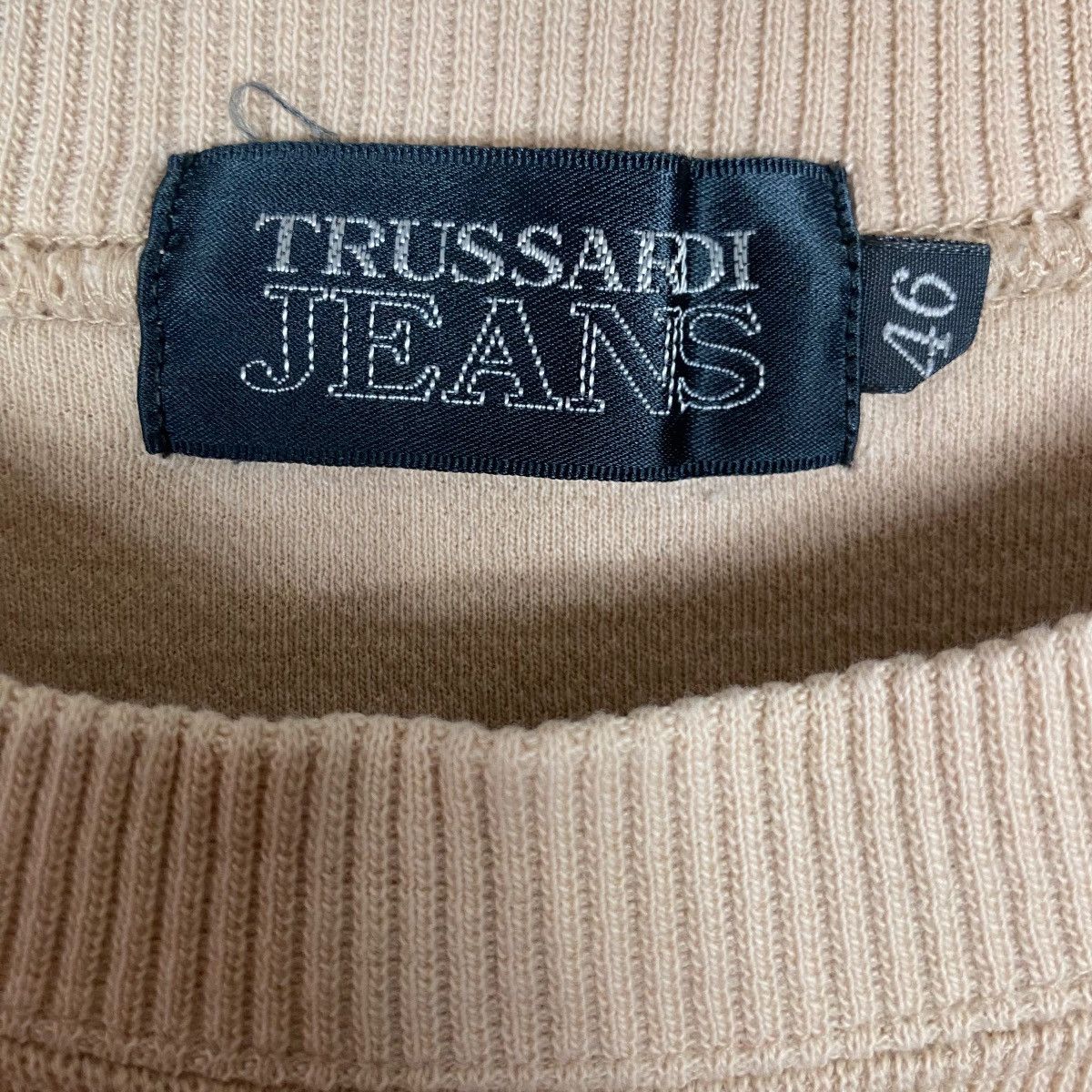 Trussardi Vintage Trussardi Spell Out Pullover Jumper Womenswear Size M / US 6-8 / IT 42-44 - 8 Thumbnail