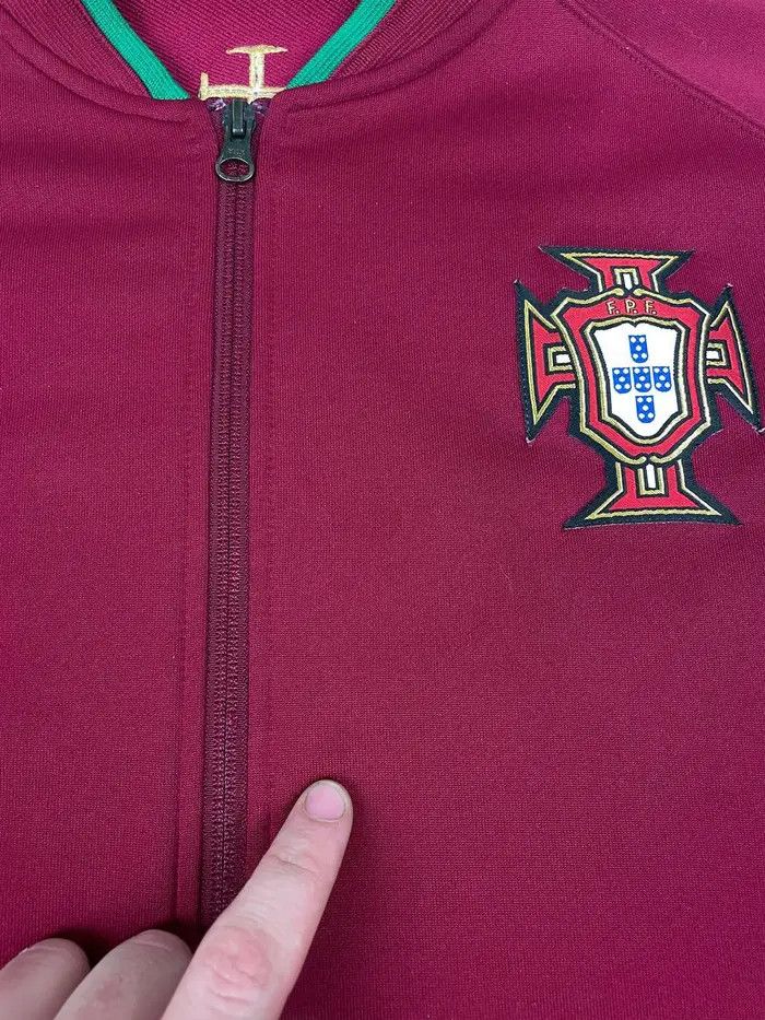 Nike Vintage Nike Portugal 2006 2008 Track Jacket Bomber Soccer Size US XL / EU 56 / 4 - 17 Thumbnail