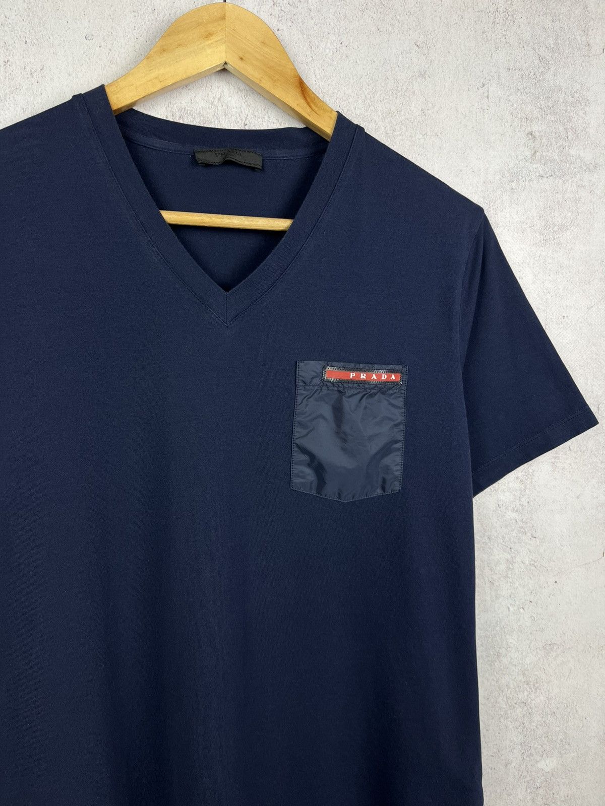 Prada Prada Milano Red Tab Nylon Pocket T-Shirt Rare Retro Luxury Size US M / EU 48-50 / 2 - 3 Thumbnail