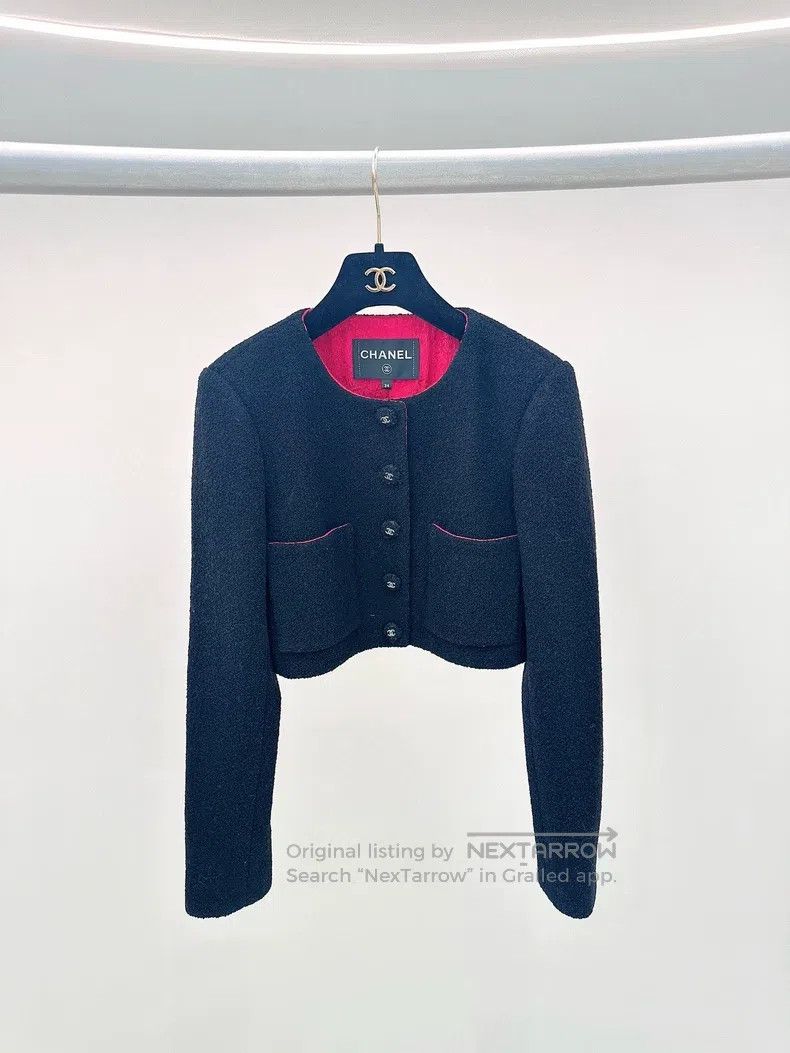Chanel Chanel Black short jacket Size XXS / US 00 / IT 34 - 1 Thumbnail