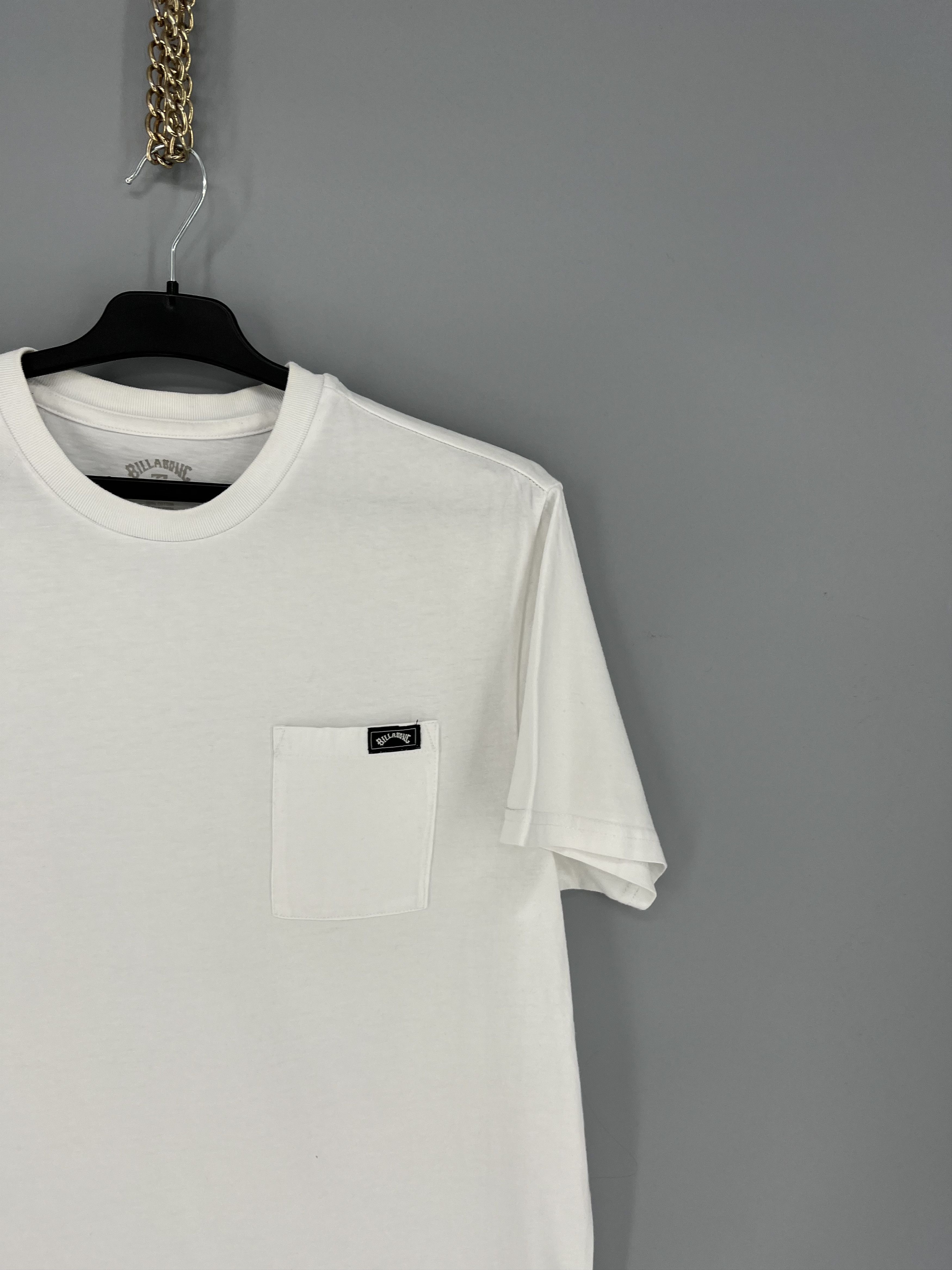 Billabong Vintage Billabong Mini Logo Australia White shirt Surf Wear Size US M / EU 48-50 / 2 - 5 Thumbnail