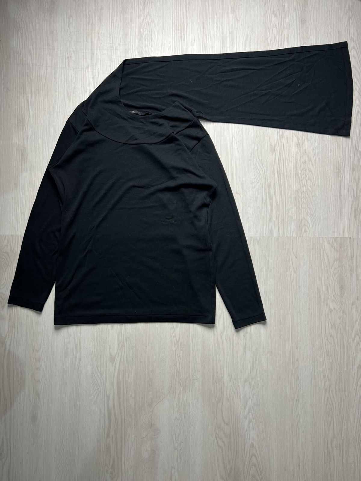 Yohji Yamamoto Yohji Yamamoto Y’s Triacetate Asymmetric Longsleeve Scarf Size US M / EU 48-50 / 2 - 3 Thumbnail