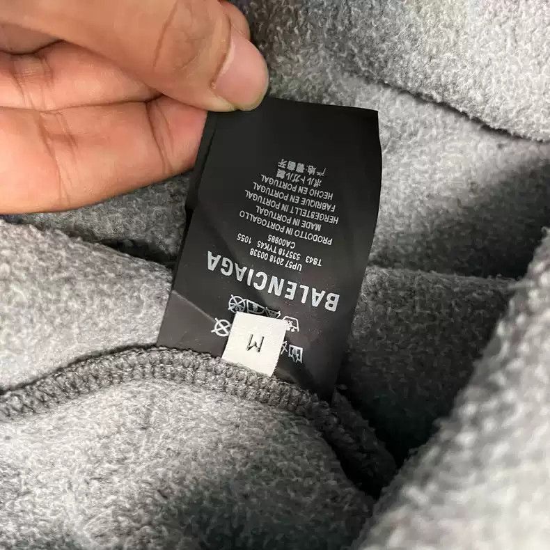 Balenciaga Balenciaga Europe 18fw cape hoodie -2507 Size US M / EU 48-50 / 2 - 3 Thumbnail