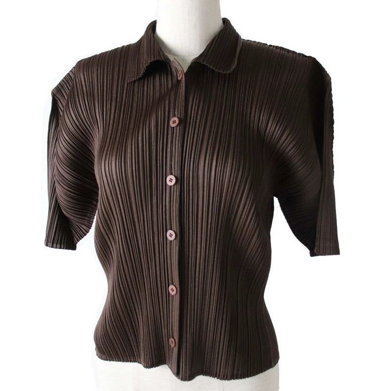 Issey Miyake Issey Miyake size:3 Brown pleated short-sleeved cardigan Size L / US 10 / IT 46 - 1 Thumbnail
