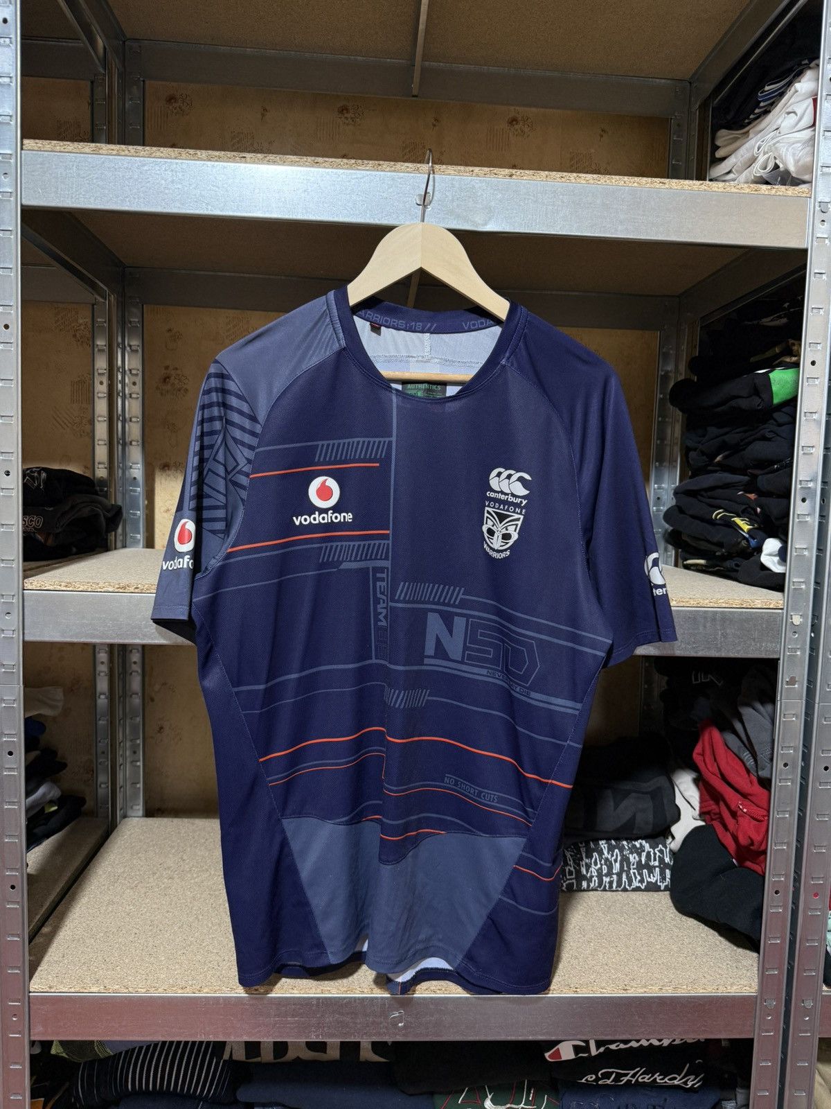 Nike × Vintage Canterbury Vodafone Warriors NRL Retro Rugby Jersey Size US L / EU 52-54 / 3 - 1 Thumbnail