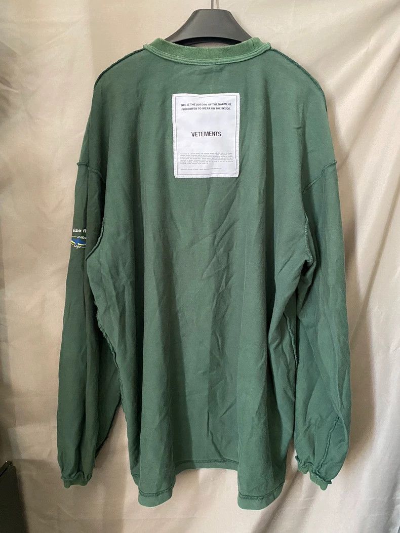 Vetements Vetements Embroidered Logo Long Sleeve Hoodie with Thick F Size US S / EU 44-46 / 1 - 4 Thumbnail