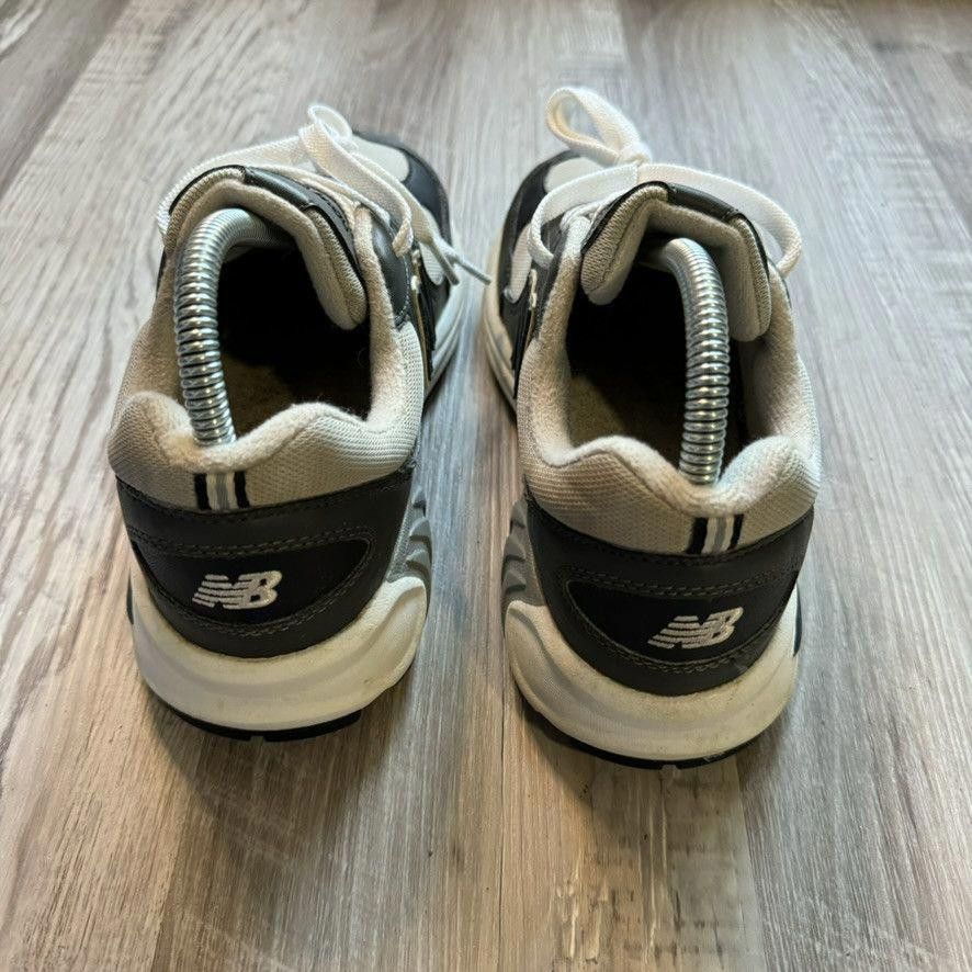 New Balance NEW BALANCE • VINTAGE 498 (6.5M) Size US 6.5 / EU 39-40 - 7 Thumbnail