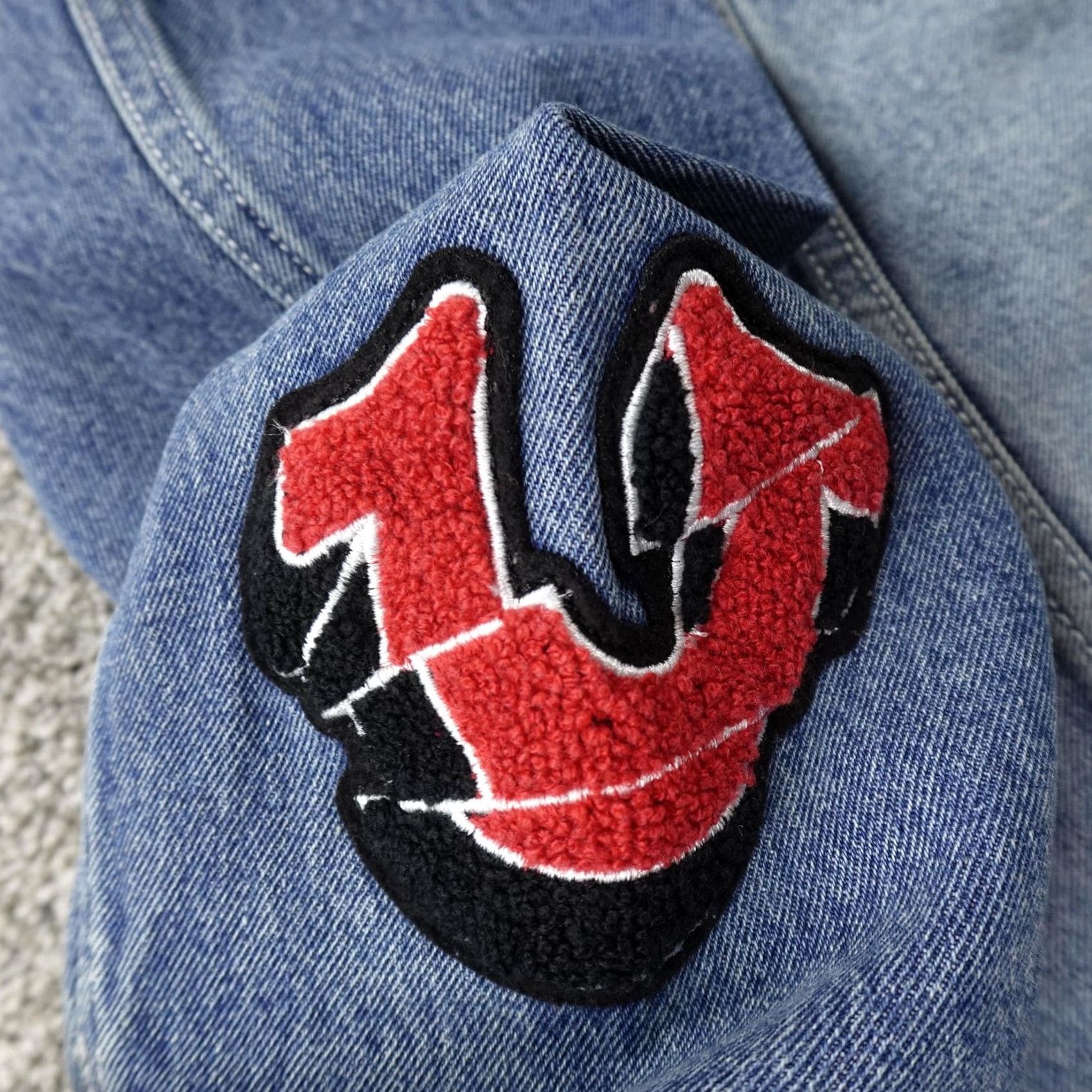 True Religion TRUE RELIGION Jacket Mens L Blue Denim Jean Trucker Coat Varsity Patch Y2K Jacket Mens L Blue Denim Trucker Coat Varsity Patch Y2K Size US 33 - 5 Thumbnail