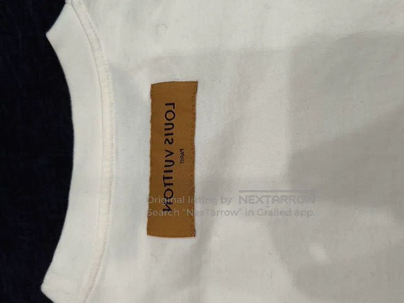 Louis Vuitton Louis Vuitton 25 new Louis Vuitton white embossed logo sho Size US S / EU 44-46 / 1 - 5 Thumbnail