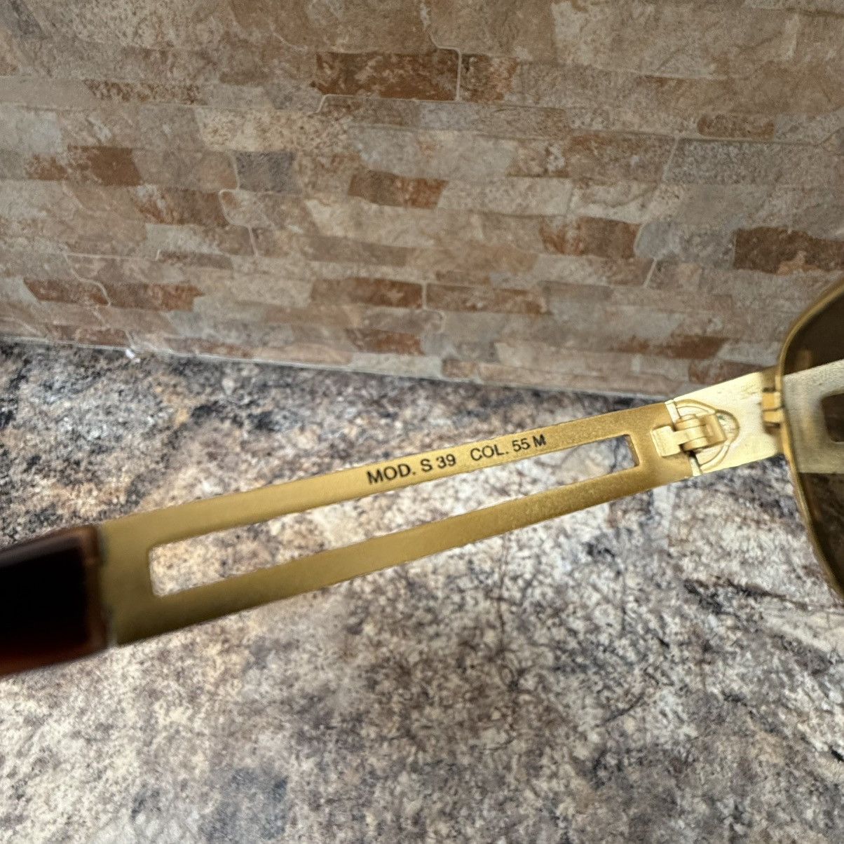 Versace Vintage Versace S 39 Gold Tortoise Shell Sunglasses 90s Size ONE SIZE - 7 Thumbnail