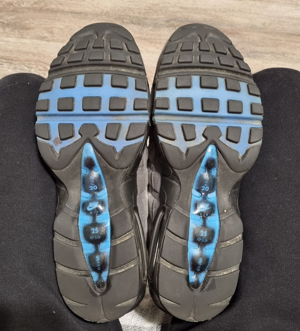 nike slippers size 13
