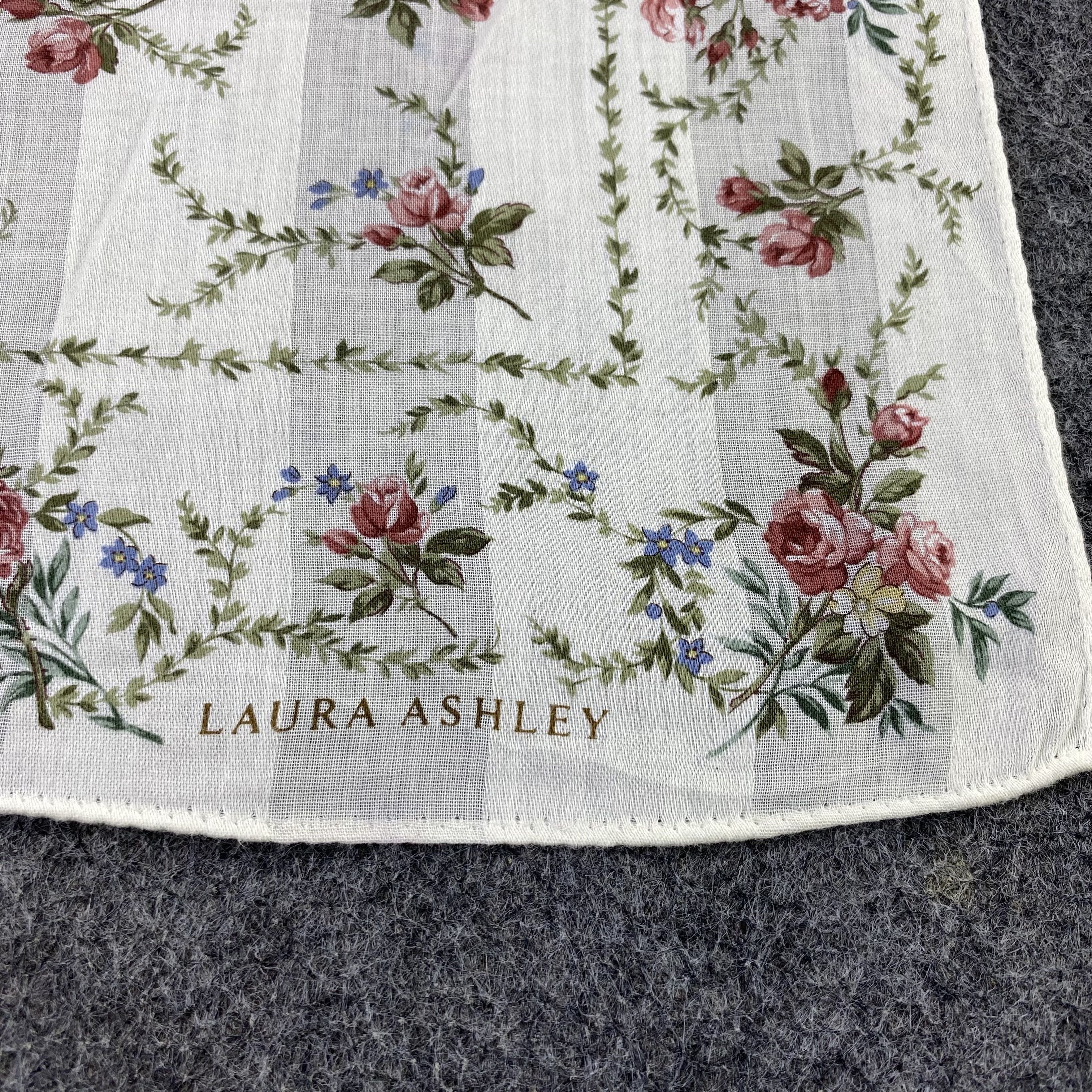 Laura Ashley Laura Ashley Handkerchief Neckerchief Bandana-B1582 Size ONE SIZE - 7 Thumbnail