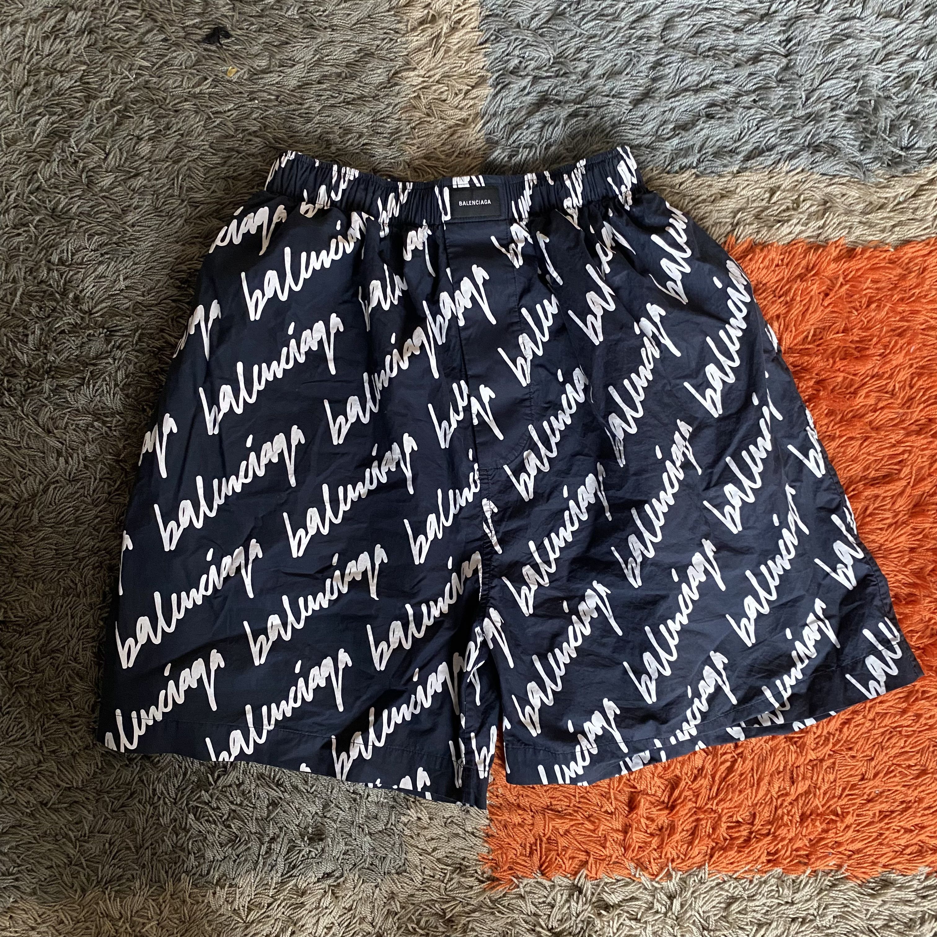 Balenciaga Balenciaga Scribble Shorts Size US 30 / EU 46 - 1 Thumbnail