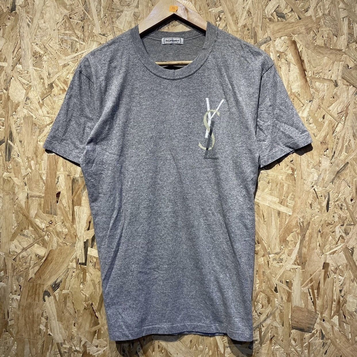 VINTAGE‼️Yves Saint Laurent Logo Chest T-Shirts