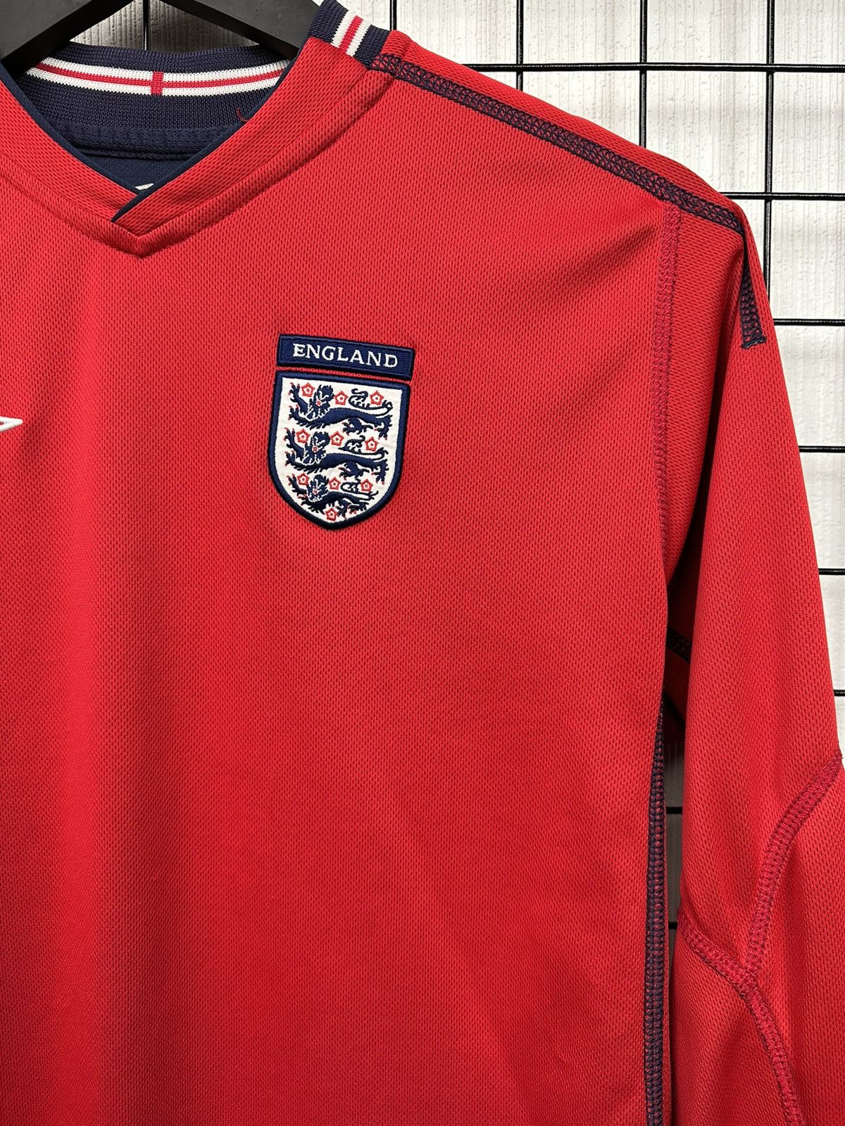 Umbro Paul Robinson England 2004 goalkeeper double sided jersey Size US S / EU 44-46 / 1 - 20 Thumbnail