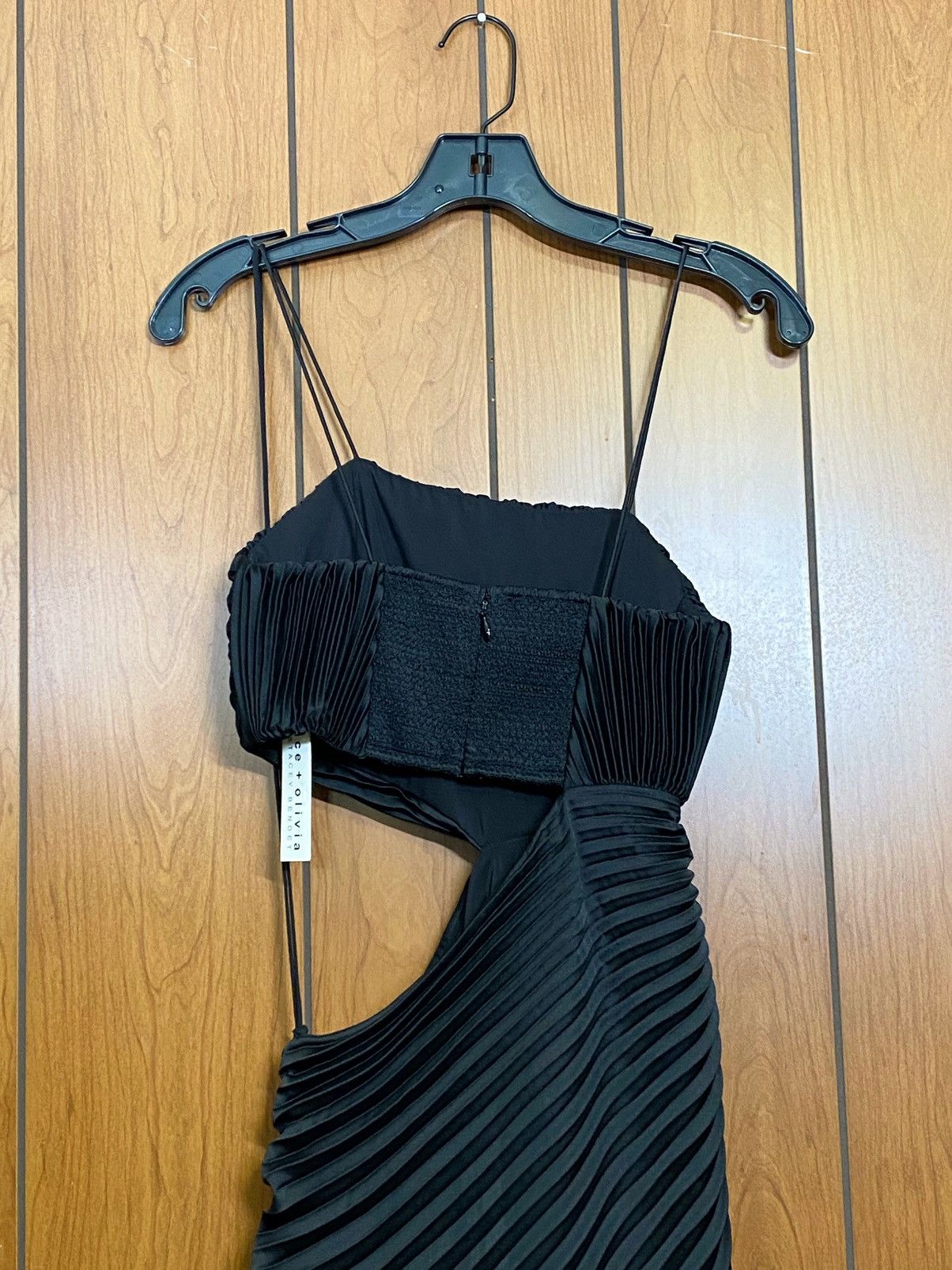 Alice + Olivia Alice + Olivia Pleated Cut-Out Midi-Dress size 0 Size XS / US 0-2 / IT 36-38 - 11 Thumbnail