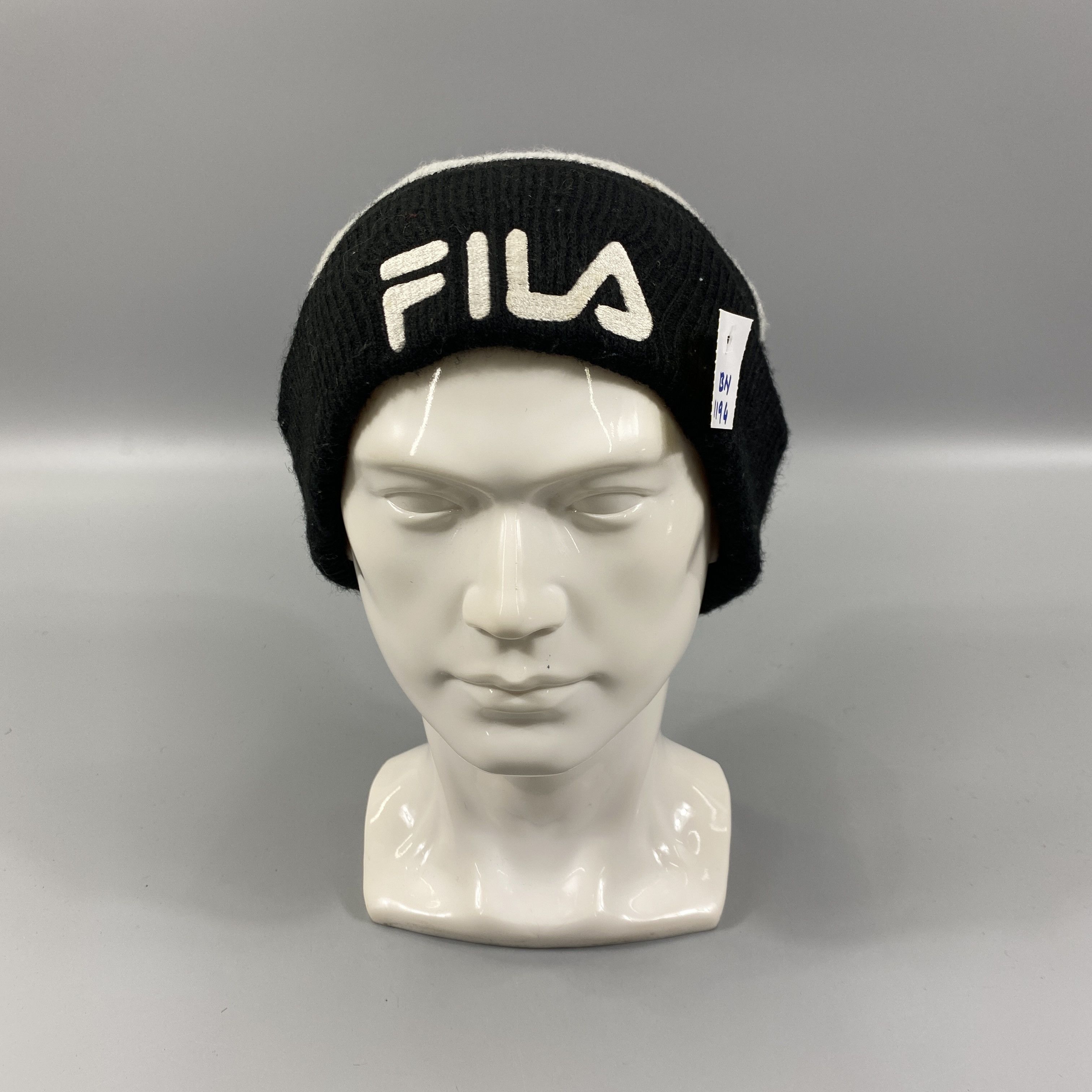 Fila Fila Big Logo Snow Cap Beanie -BN1194 Size ONE SIZE - 1 Thumbnail