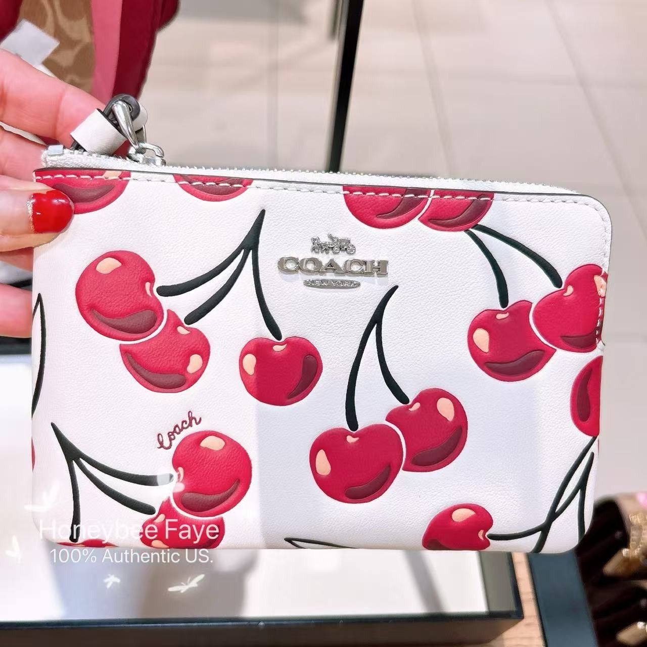 ショルダーバッグ・ポシェット COACH Corner Zip Wristlet With Cherry Print  CZ451 COACH® Outlet | Corner Zips With Cherries
