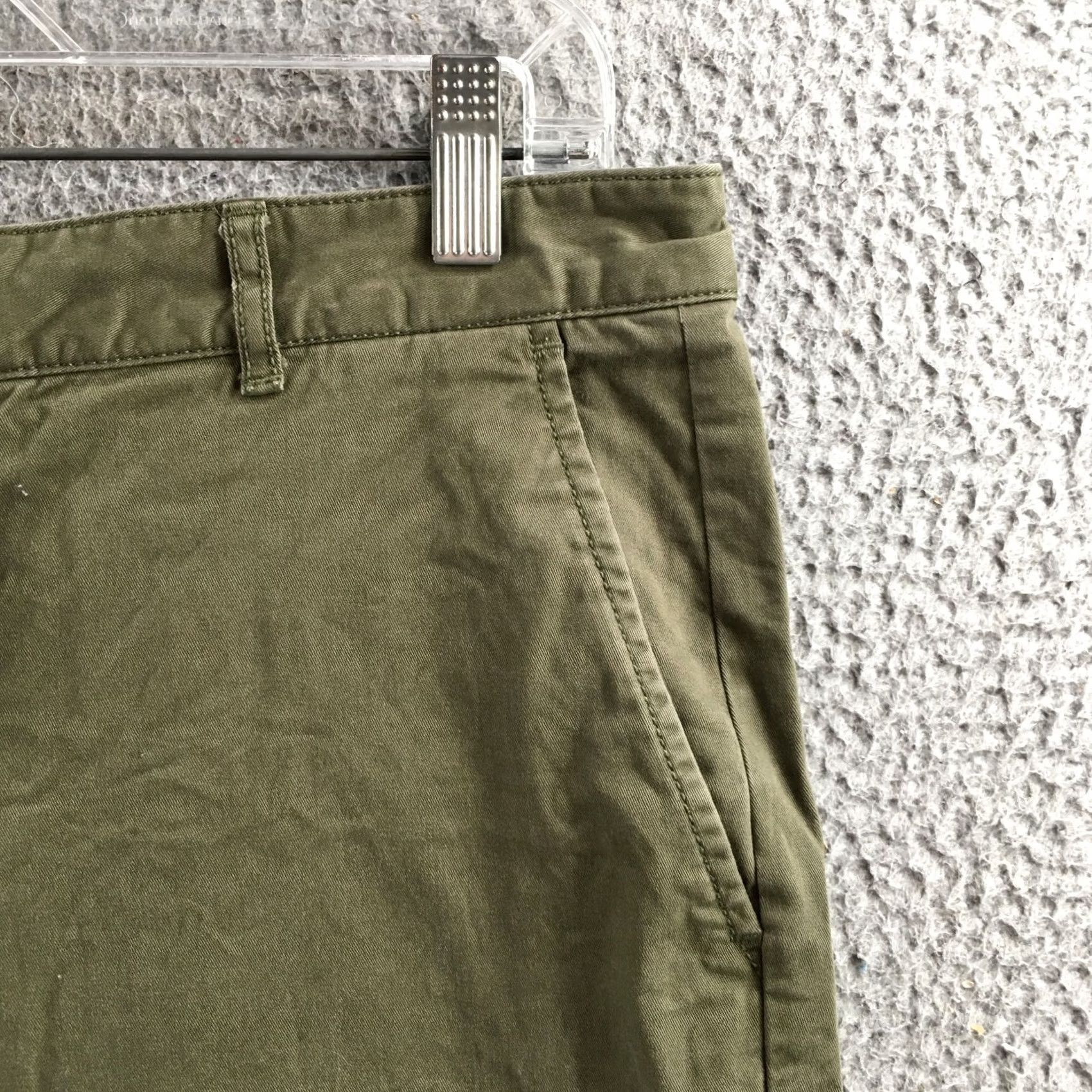 Banana Republic Banana Republic Chino Pants Womens 6 Olive Green Cotton Blend Button Front Zip Pants Size 28" / US 6 / IT 42 - 4 Thumbnail