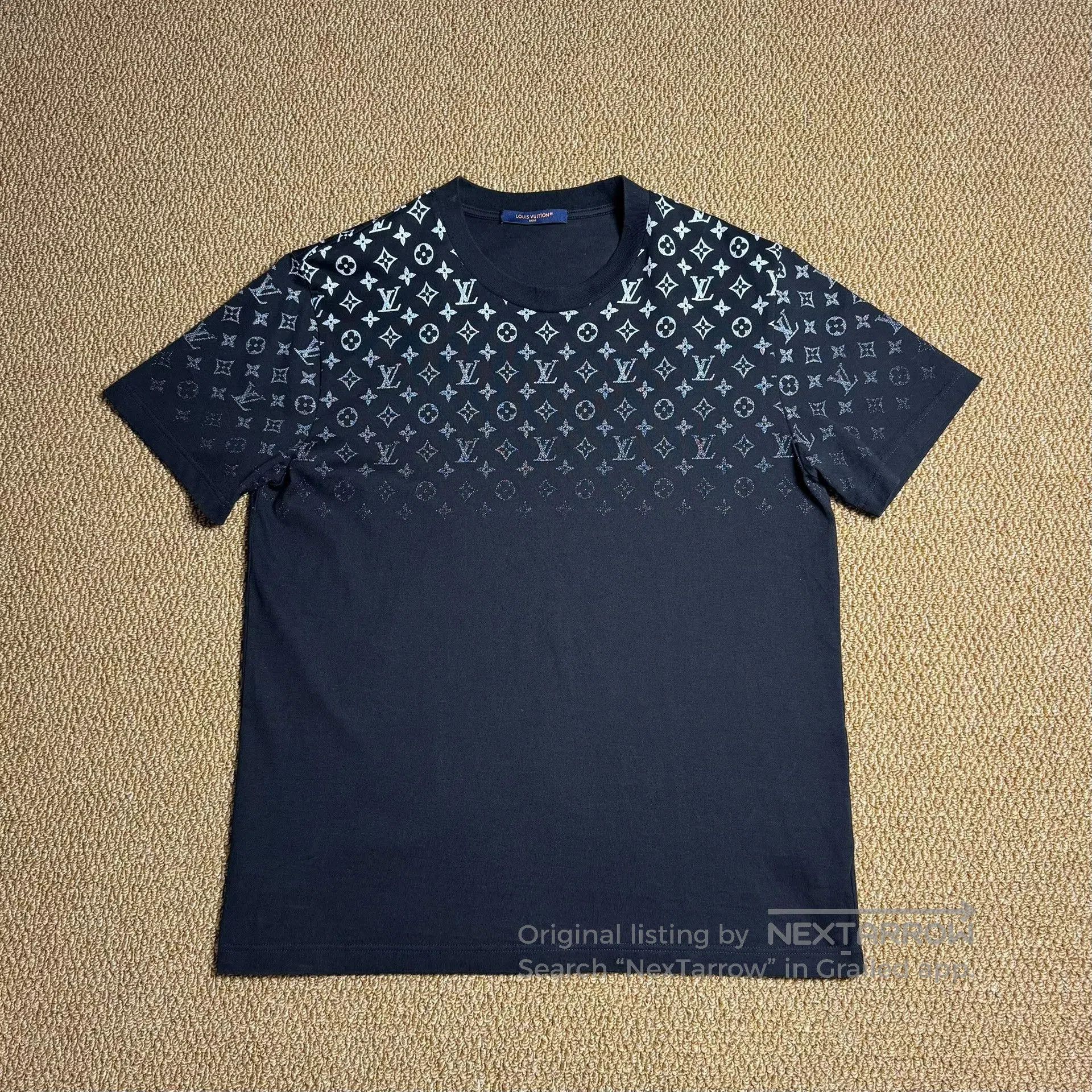 Louis Vuitton Louis Vuitton LV SS24 Gradient Logo T-Shirt. Size US XL / EU 56 / 4 - 1 Thumbnail