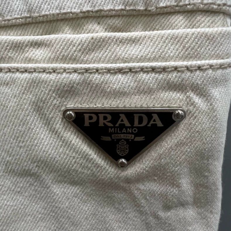 Prada Prada Beige triangle trousers 2502-Nextarrow Size US 30 / EU 46 - 3 Thumbnail