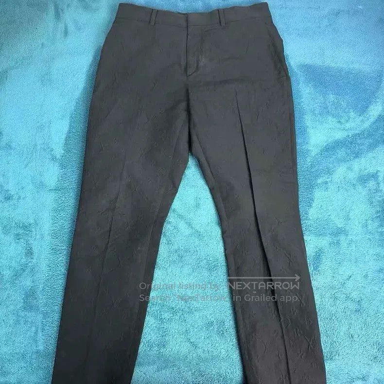 Louis Vuitton Louis Vuitton Embossed solid printed straight-leg slacks p Size US 38 / EU 54 - 1 Thumbnail