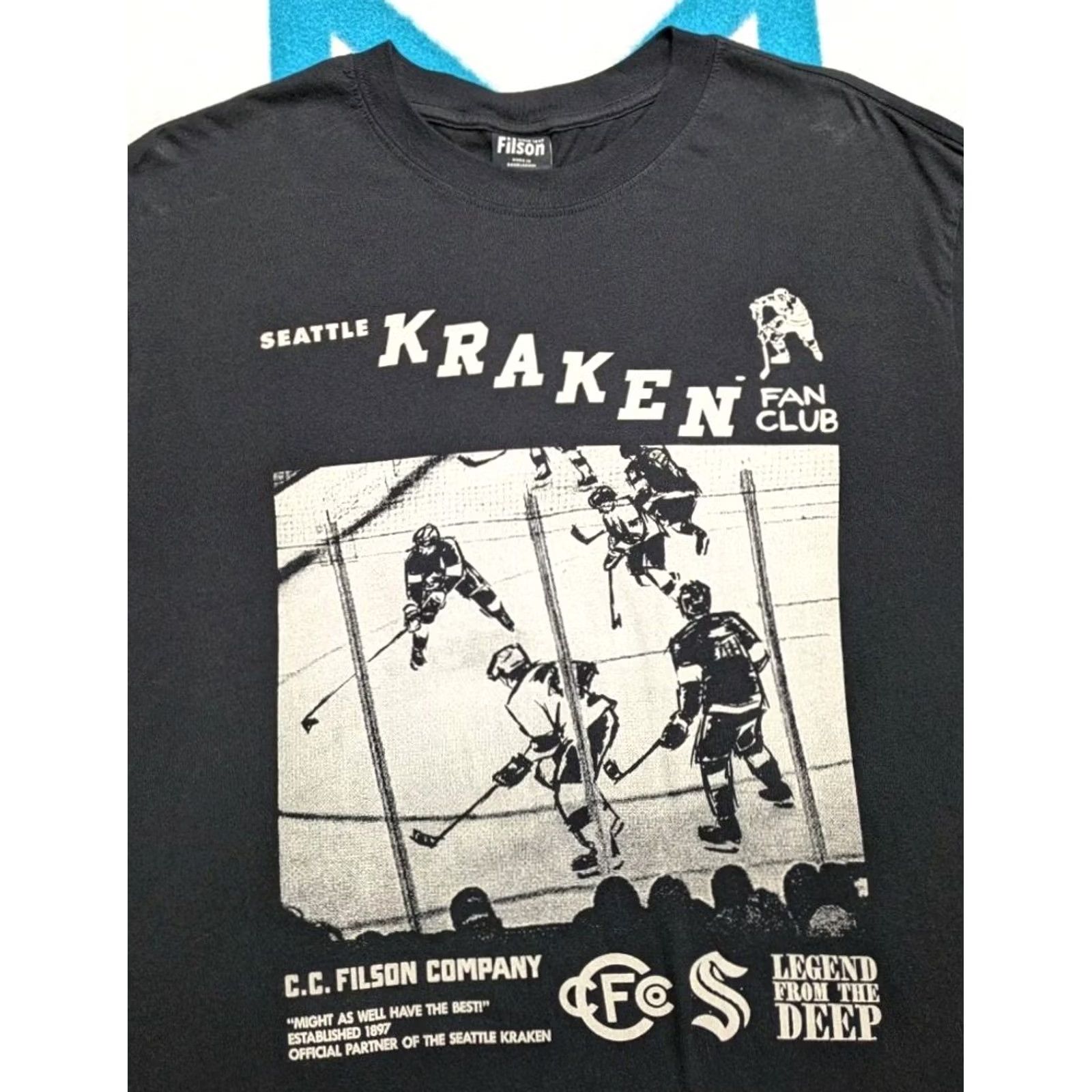 Filson Filson Seattle Kraken Hockey Fan Club T-Shirt Black XL Legend From The Deep Mens Size US L / EU 52-54 / 3 - 2 Thumbnail