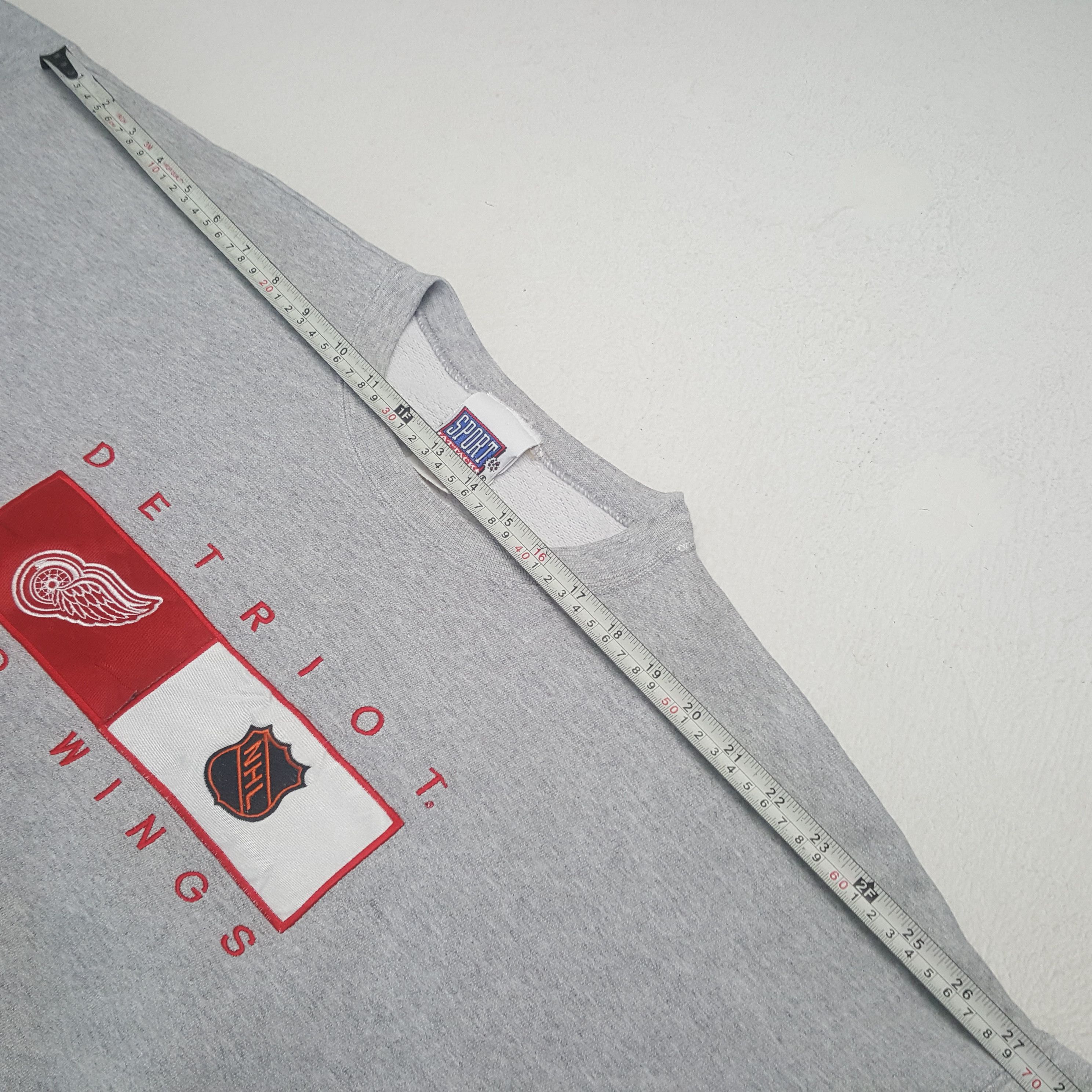 Vintage Vintage DETRIOT RED WINGS NHL Team Sweatshirt C291N1 Size US XL / EU 56 / 4 - 6 Thumbnail