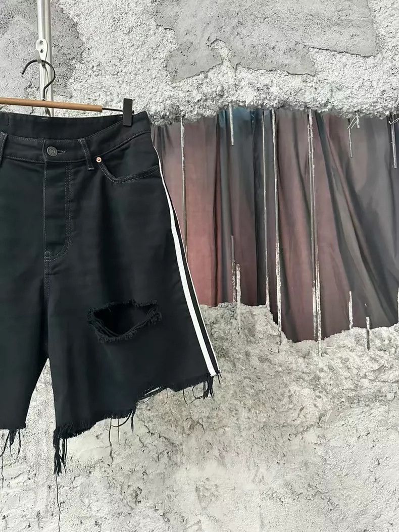 Balenciaga Balenciaga Adidas Denim Shorts Size XS-2506 Size US 26 / EU 42 - 4 Thumbnail