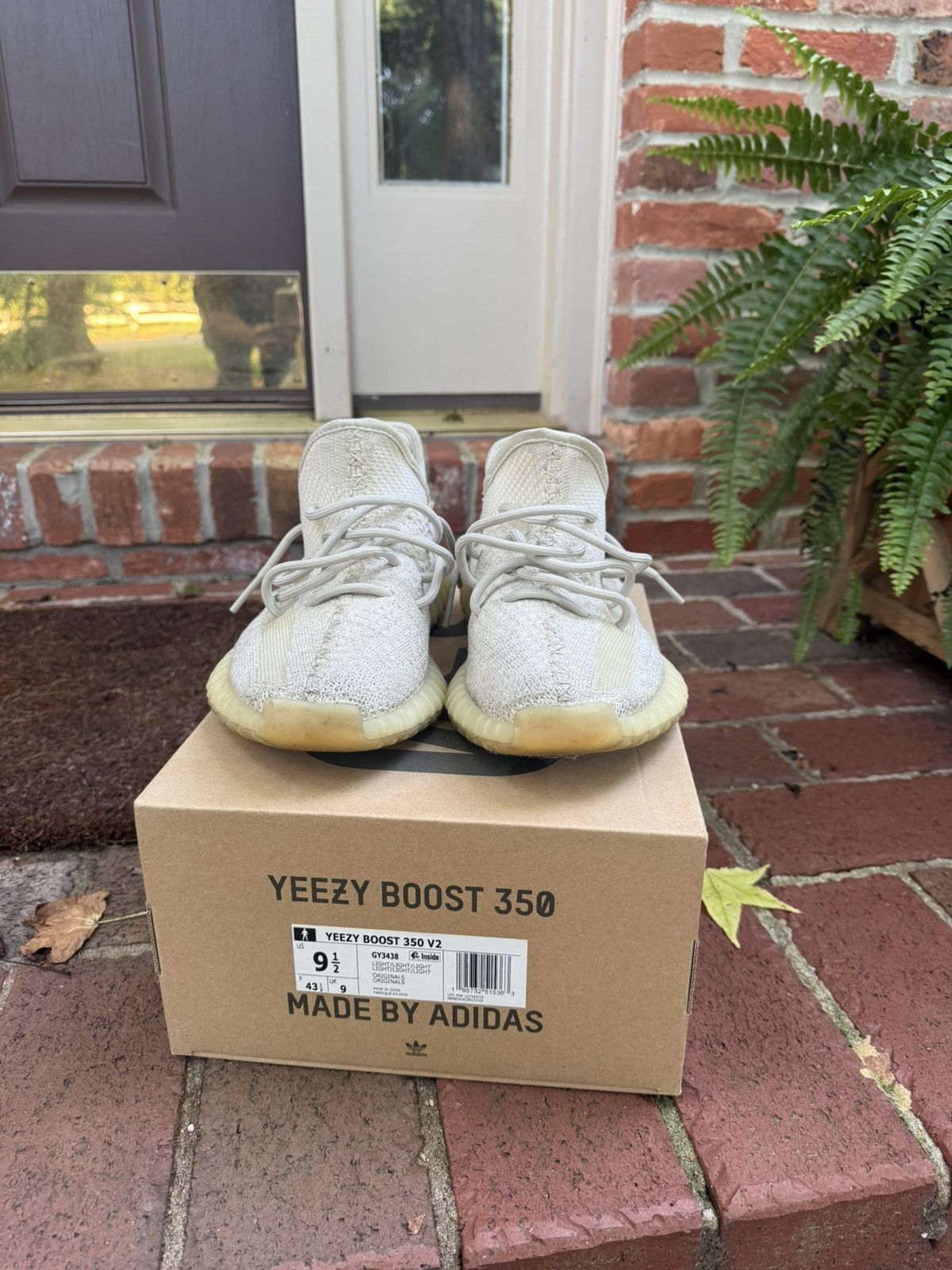 Yeezy Yeezy Boost 350 V2 “Light” Size US 9.5 / EU 42-43 - 3 Thumbnail