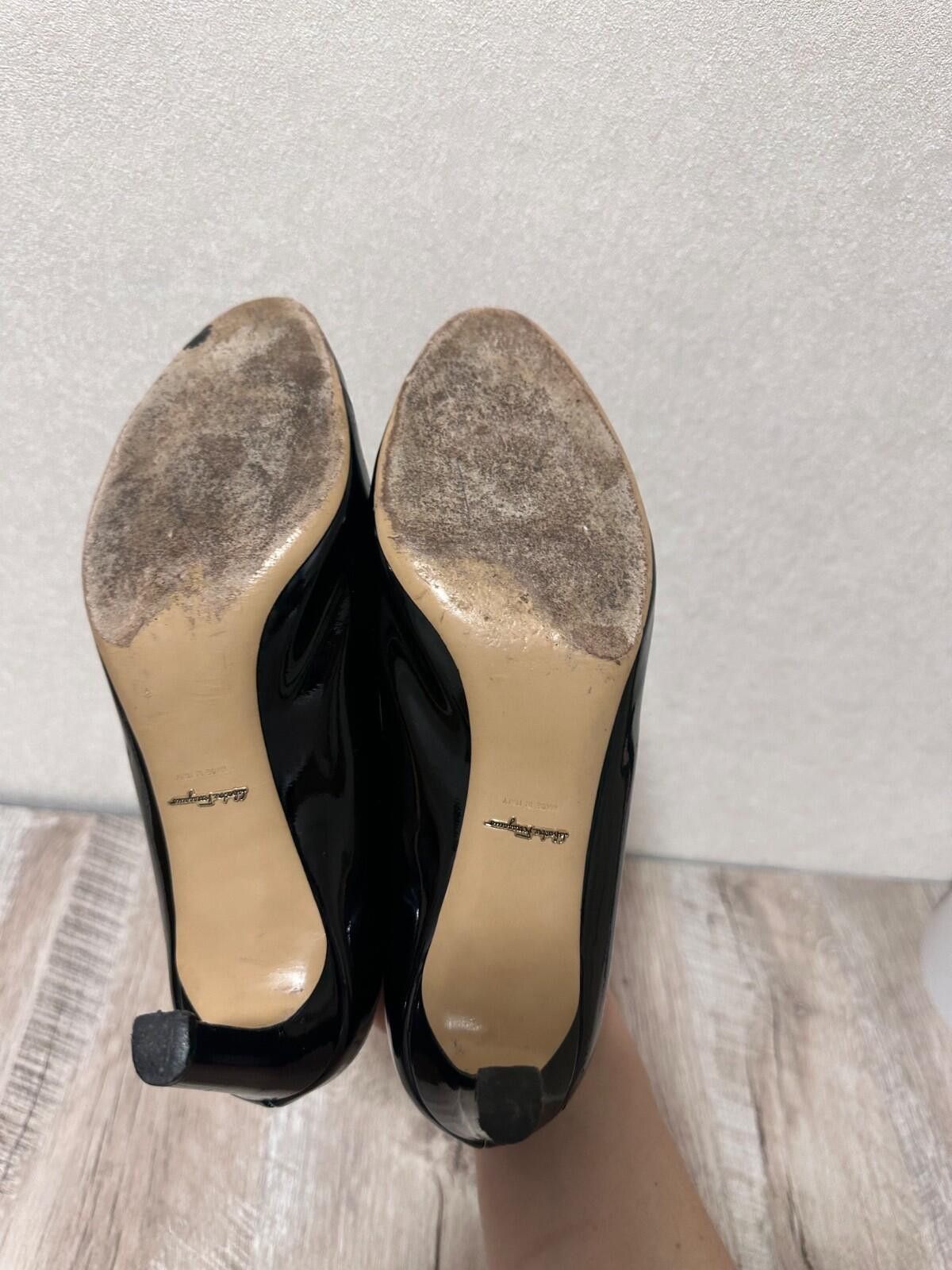 Salvatore Ferragamo Ferragamo patent leather pumps size 8 women's black Size US 8 / IT 38 - 11 Thumbnail