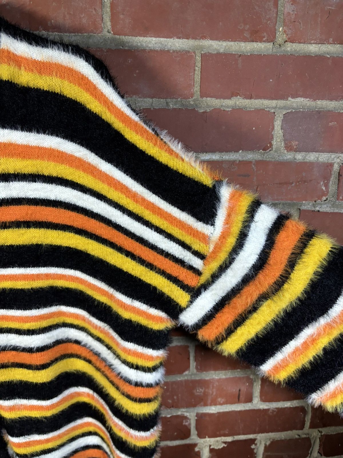 Hot Topic NWT Sweet Society Candy Corn Sweater Eyelash Halloween Sz S Size S / US 4 / IT 40 - 3 Thumbnail